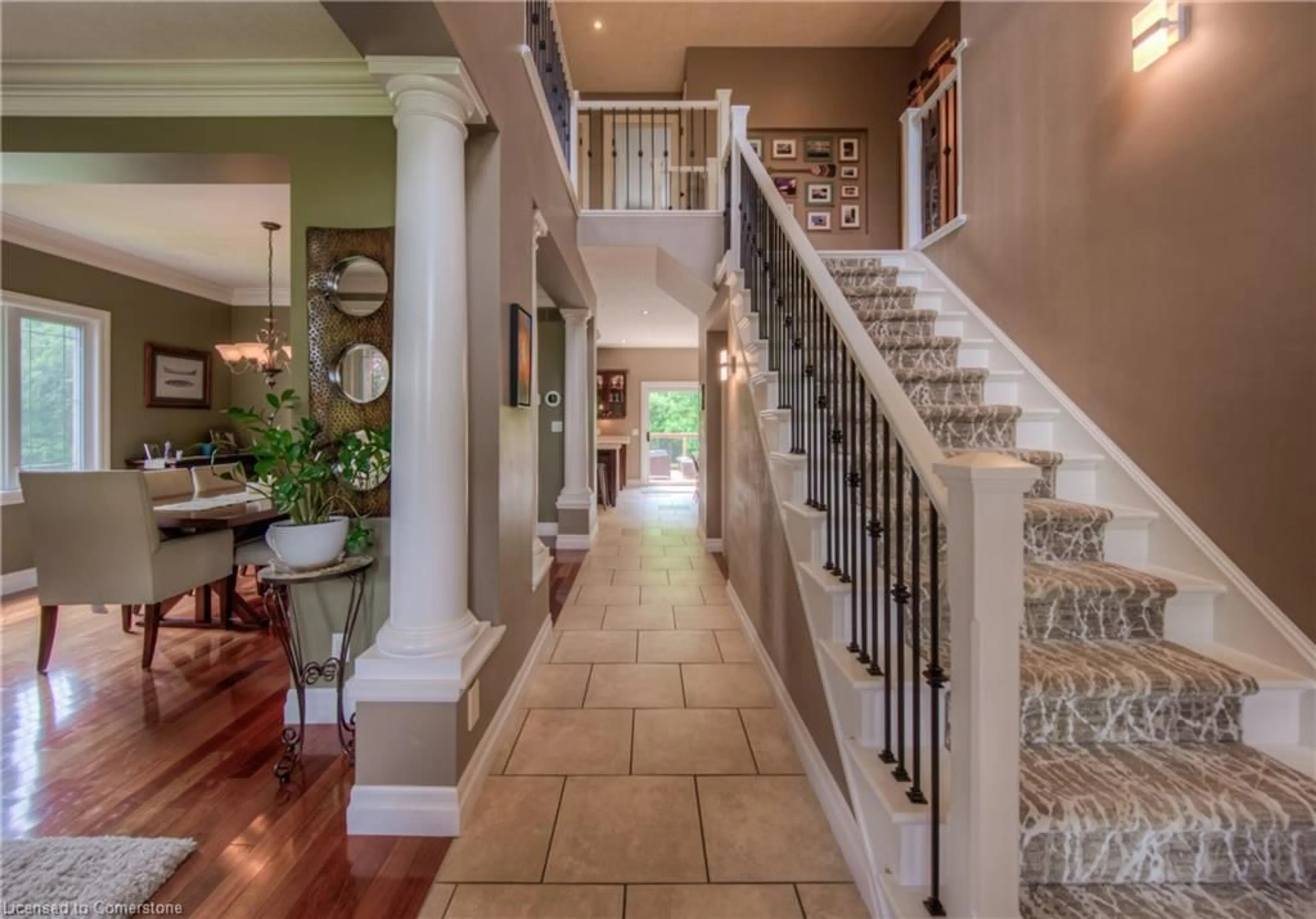 Indoor entryway for 37 Kenneth Fried Pl, New Dundee Ontario N0B 2E0