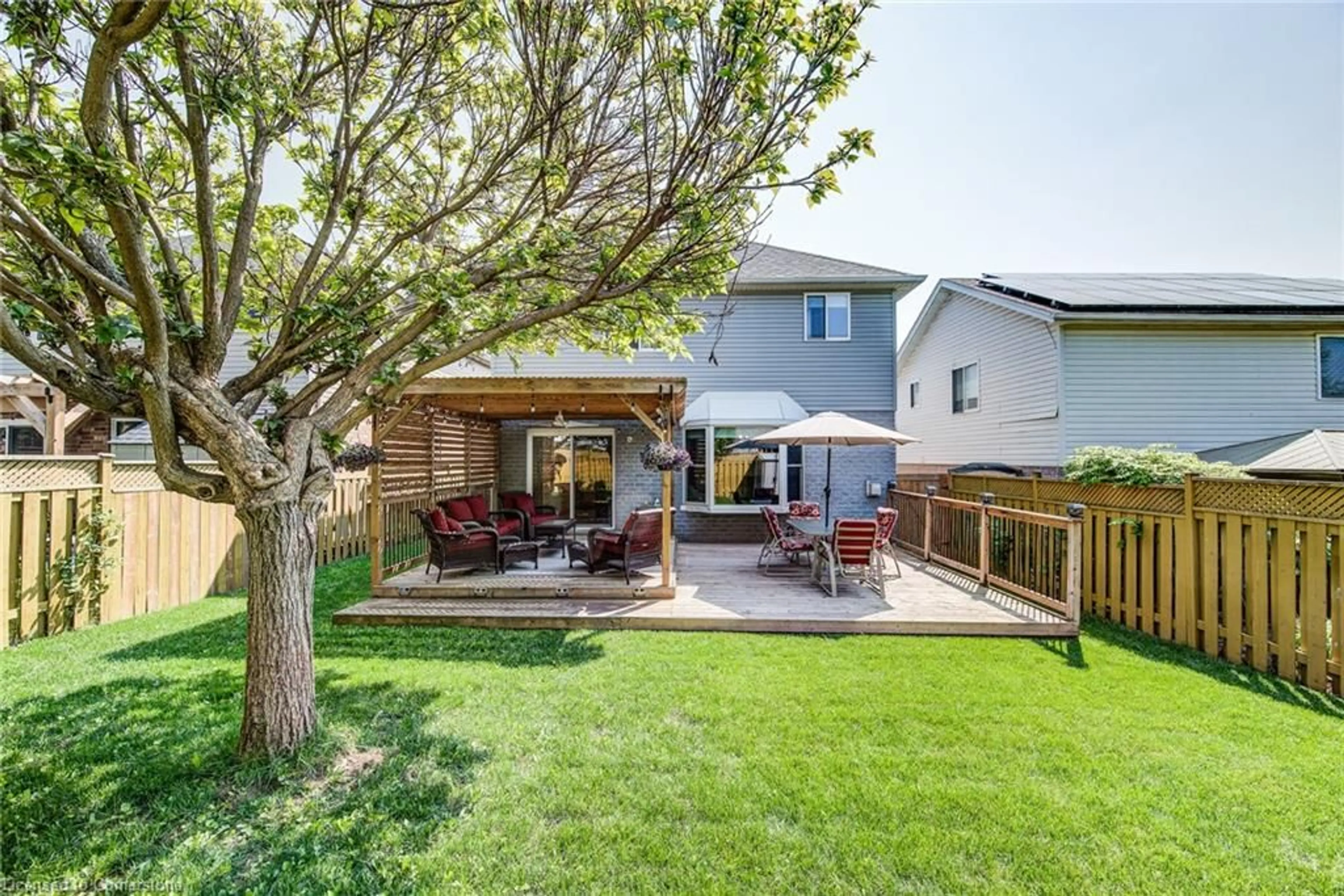 Patio, street for 96 Sofron Dr, Cambridge Ontario N3C 4H9