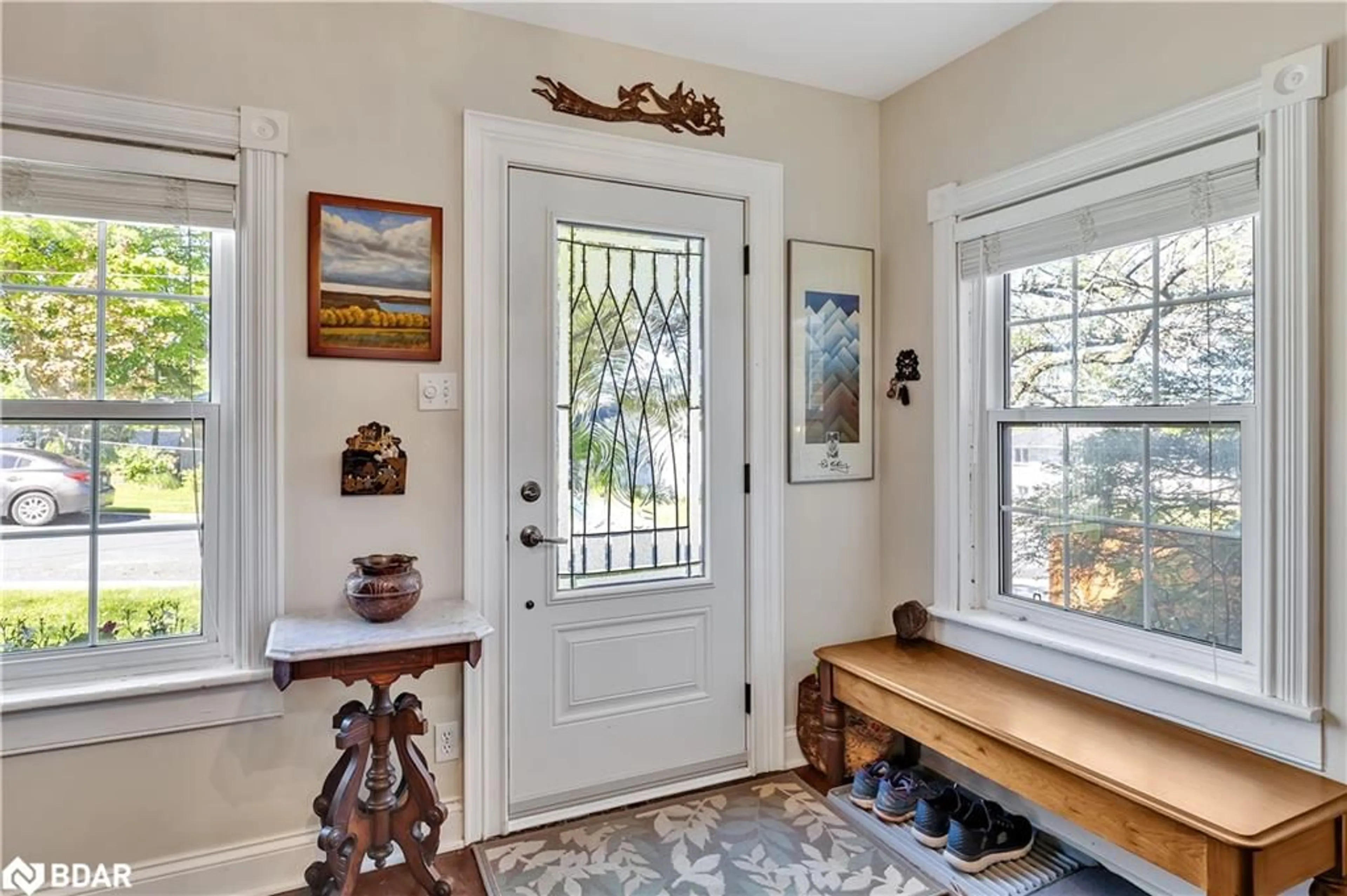 Indoor entryway for 14 Clyde St, Hastings Ontario K0L 1Y0
