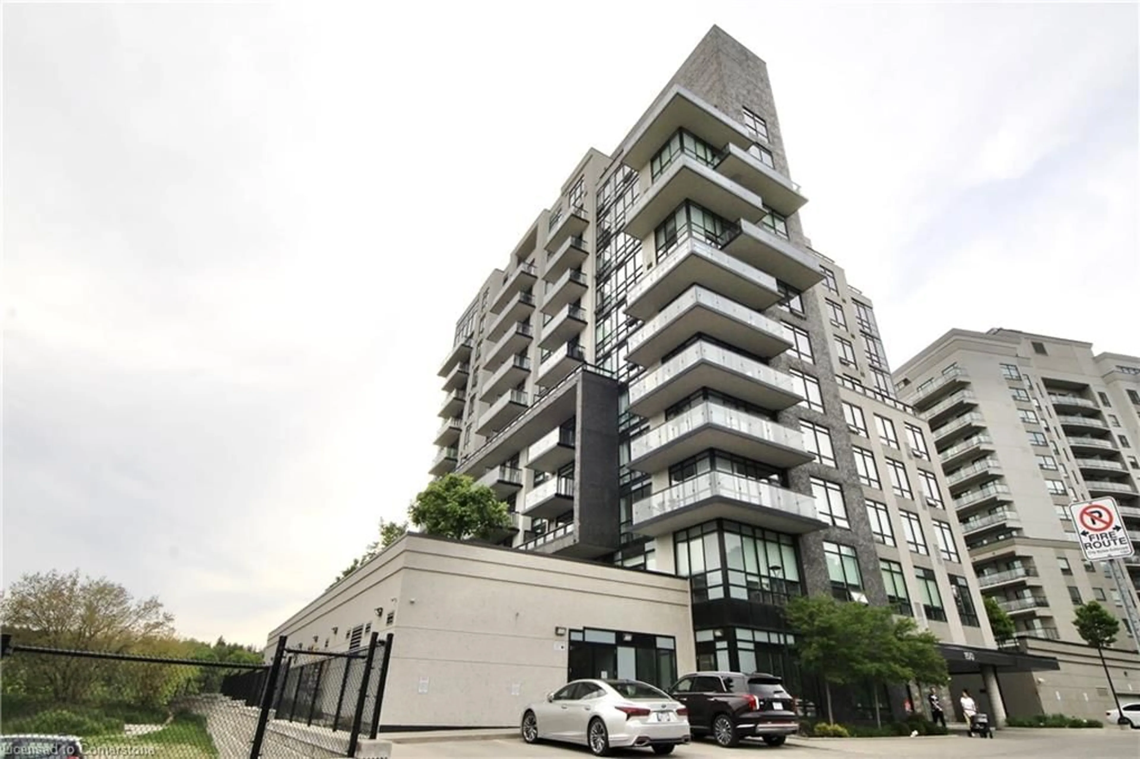 Indoor foyer for 150 Water St #PH#2, Cambridge Ontario N1R 0B5