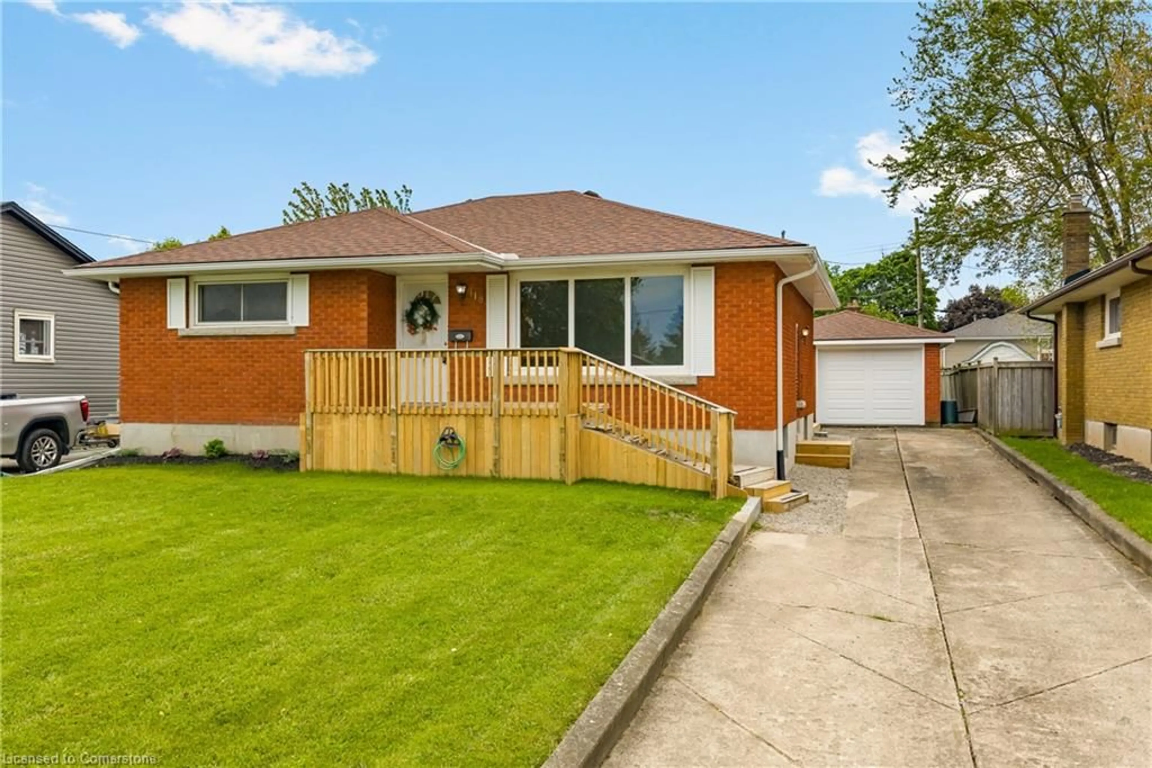 Home with brick exterior material, street for 119 Ryerson St, Thorold Ontario L2V 3Y2