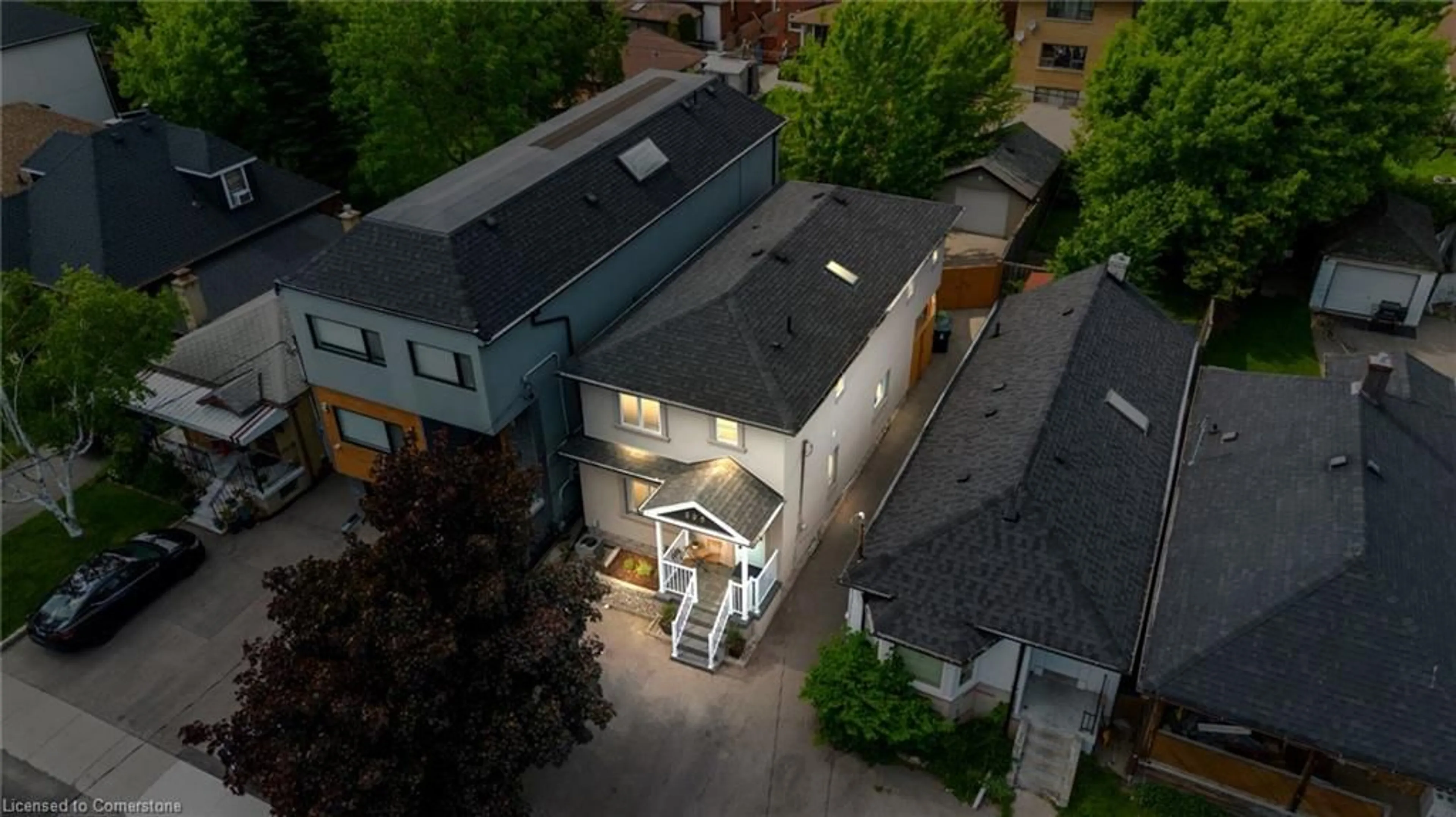 A pic from outside/outdoor area/front of a property/back of a property/a pic from drone, unknown for 296 Melrose St, Toronto Ontario M8Z 1G6