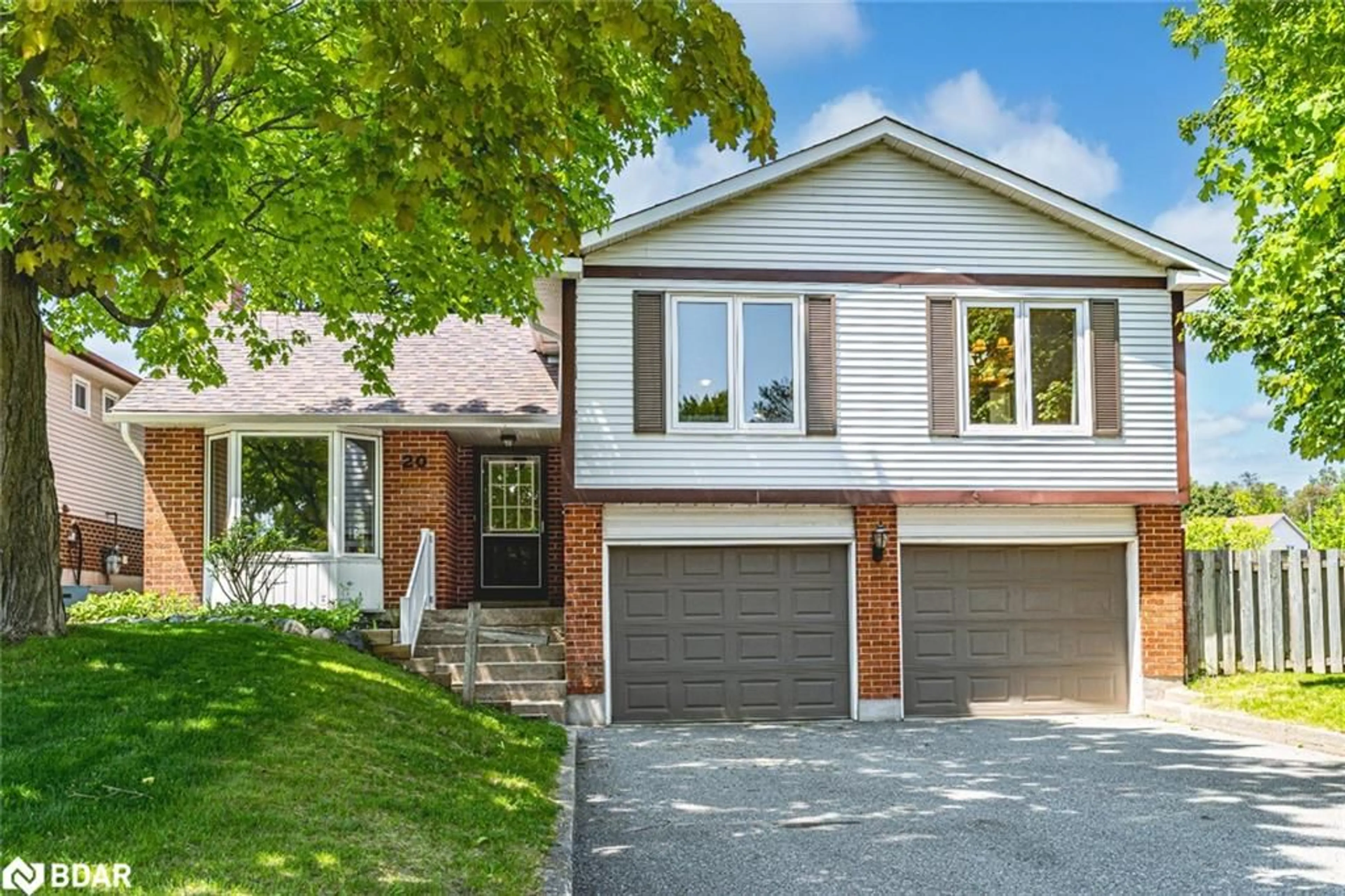 Home with brick exterior material, street for 20 Shelley Lane, Barrie Ontario L4N 4X8