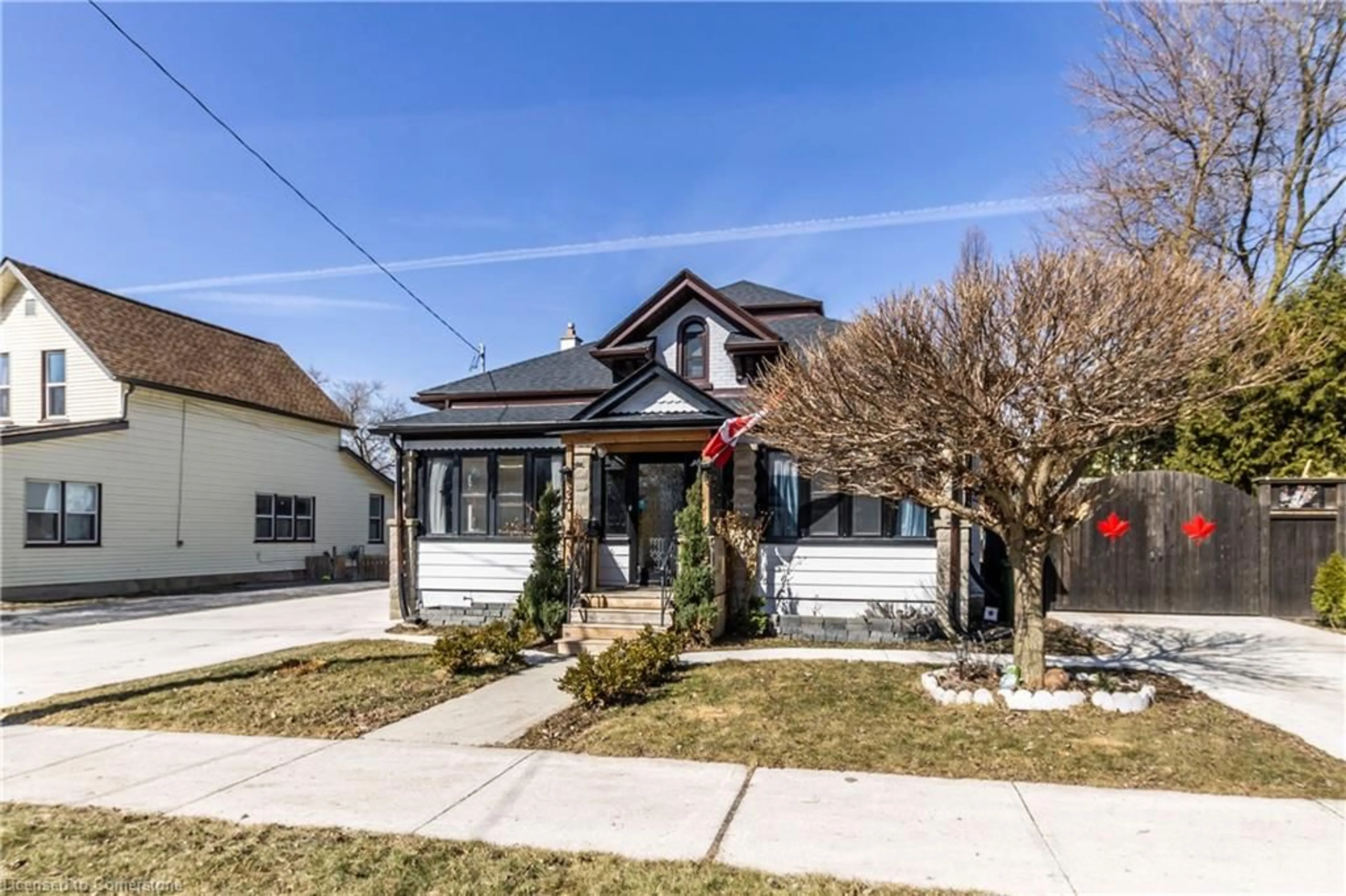Home with brick exterior material, street for 30 Erie St, St. Thomas Ontario N5R 2M5