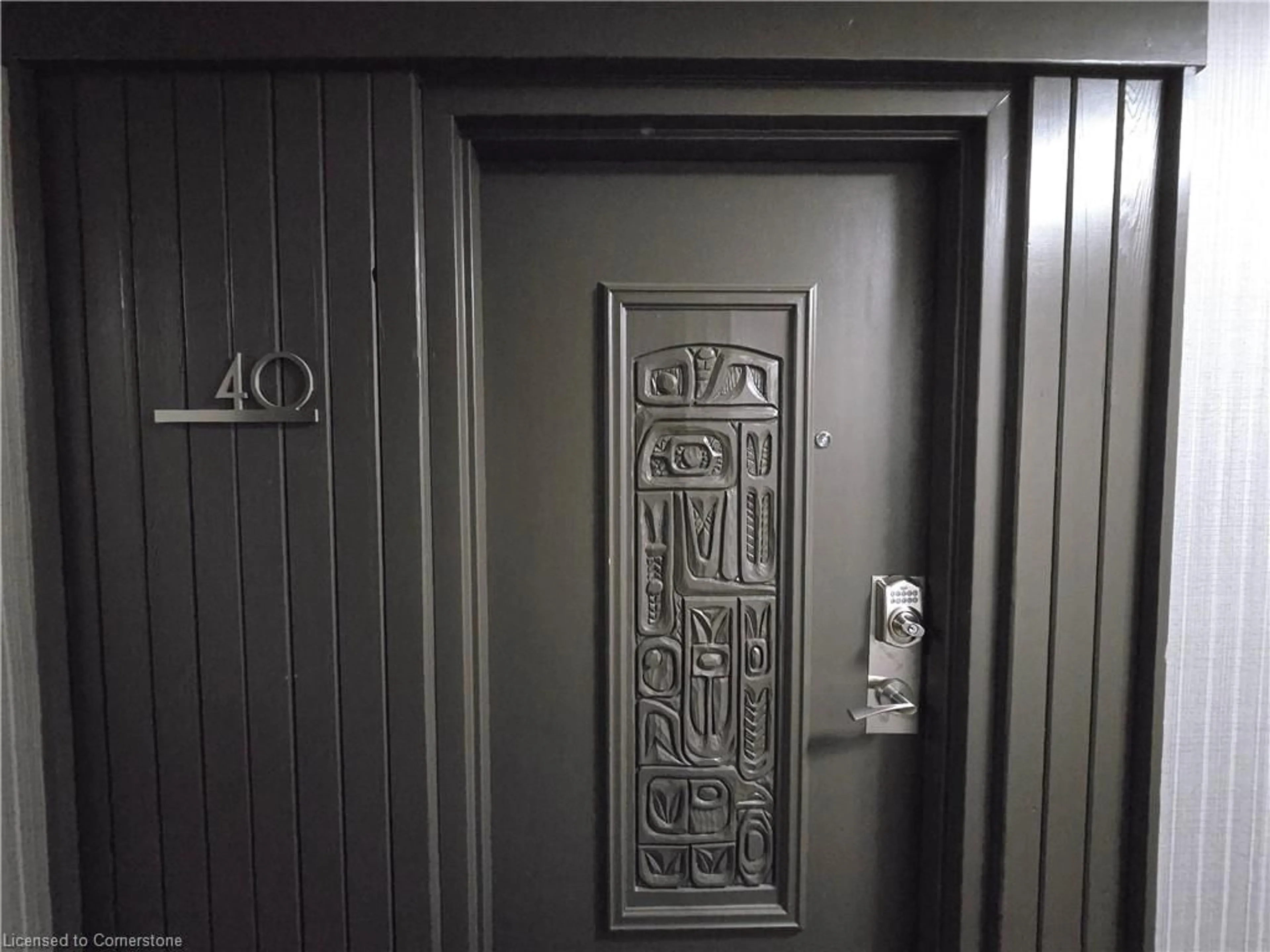 Indoor entryway for 1016 Falgarwood Dr #40, Oakville Ontario L6H 2P5