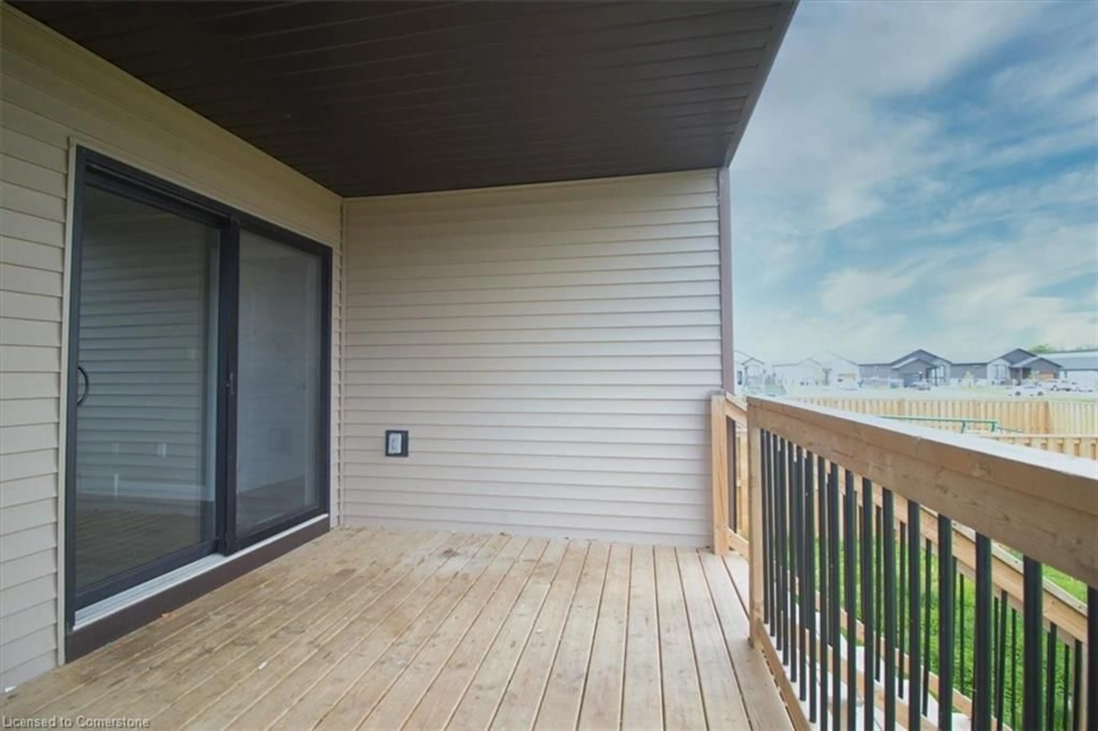 Balcony in the apartment, water/lake/river/ocean view for 145 Arrowhead Lane, Chatham Ontario N7M 0T2