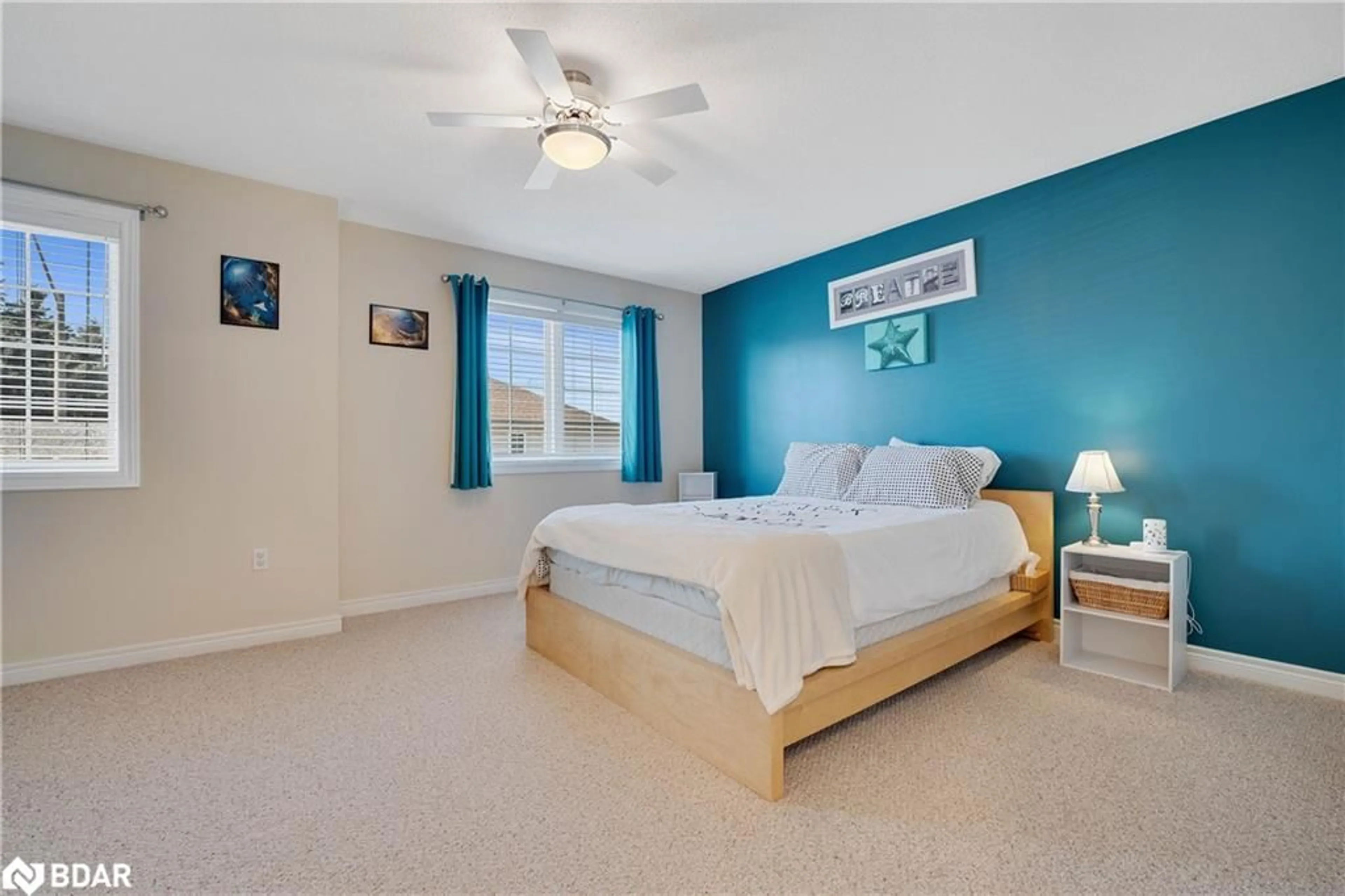 A pic of a room for 430 Mapleview Dr #34, Barrie Ontario L4N 0R9