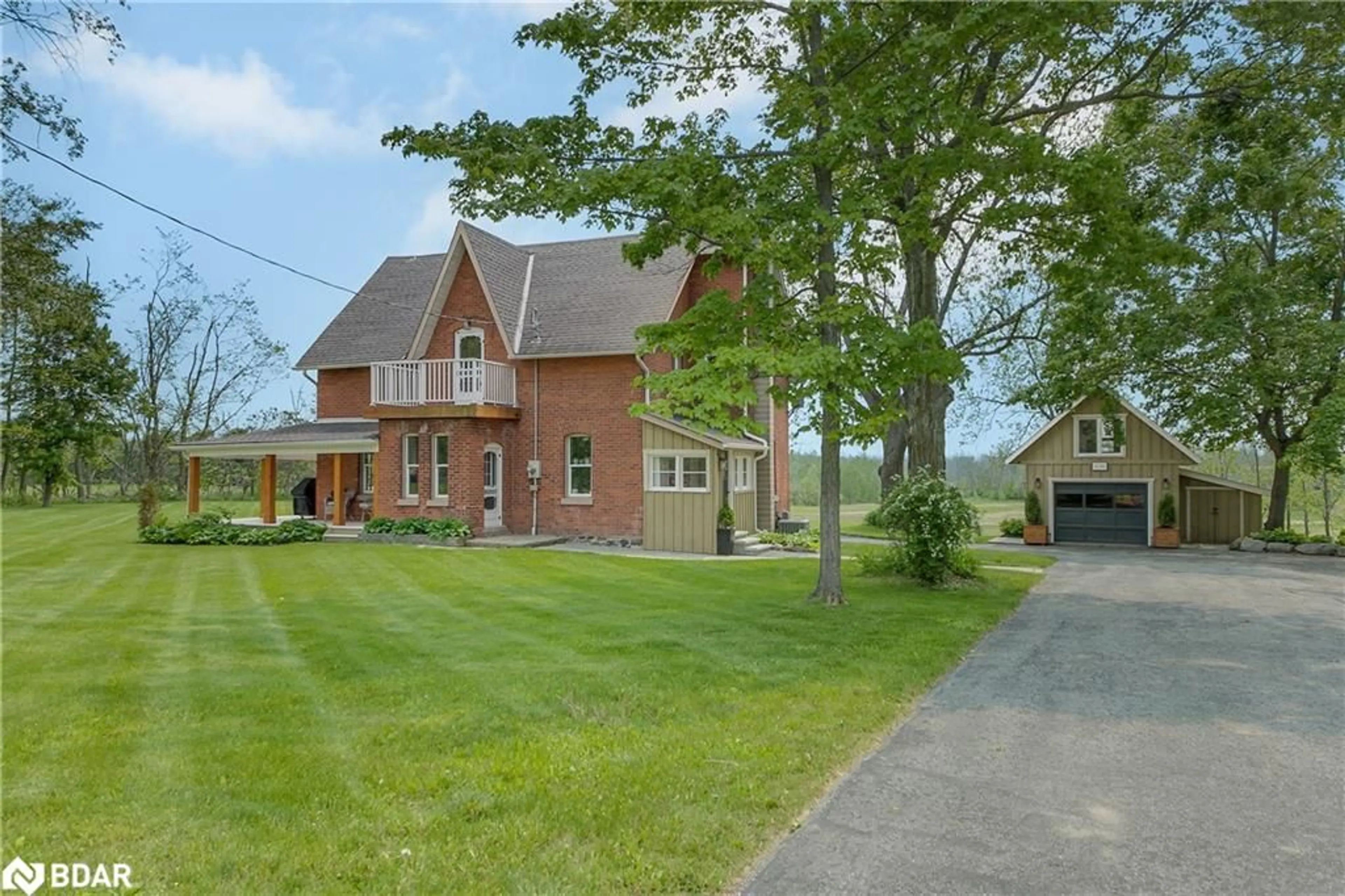Home with brick exterior material, street for 1091 Big Bay Point Rd, Innisfil Ontario L9S 2N6