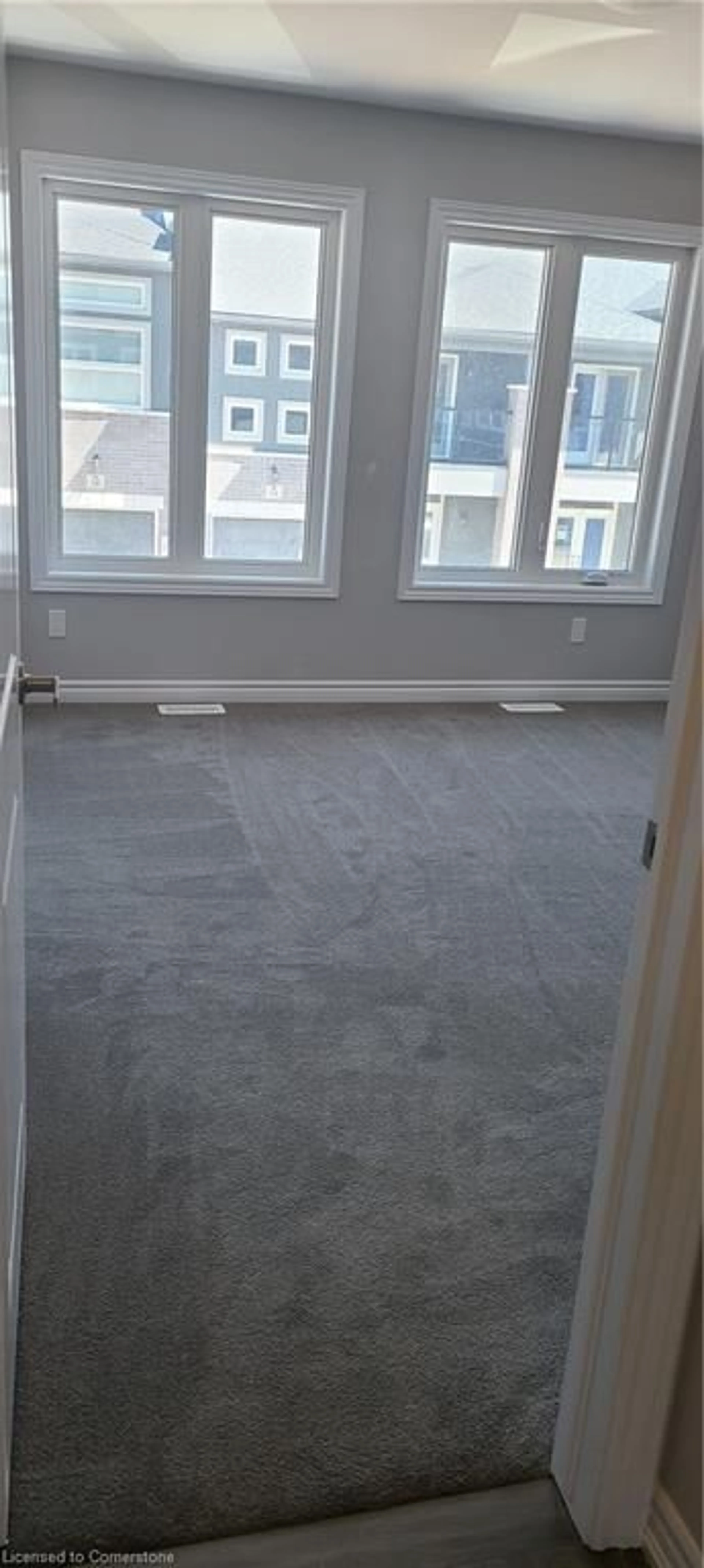 A pic of a room for 17 Renfrew Trail, Welland Ontario L3C 0K2