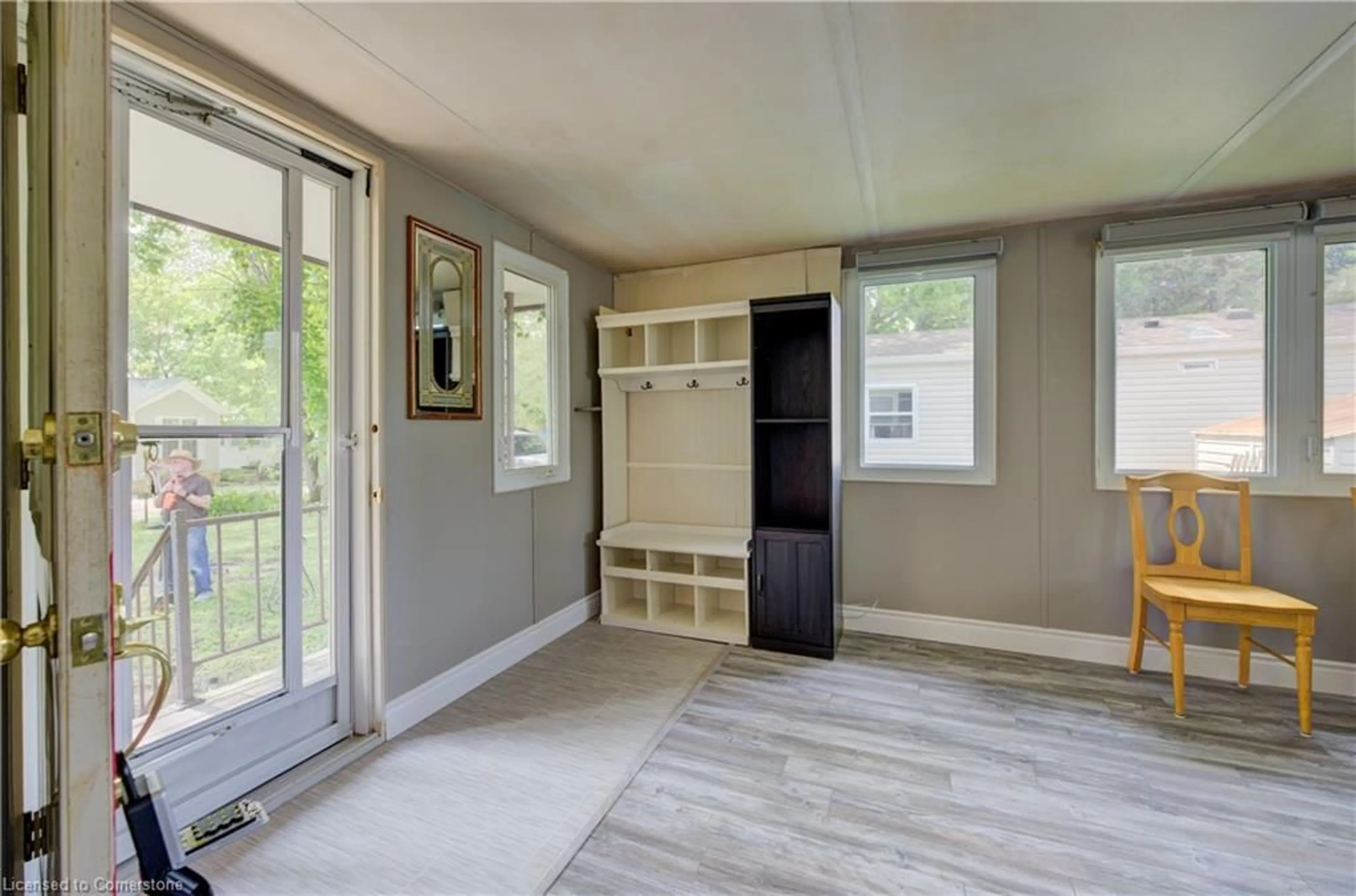 Indoor entryway for 72 Lakeside Rd, Wellington North Ontario N0G 2L0