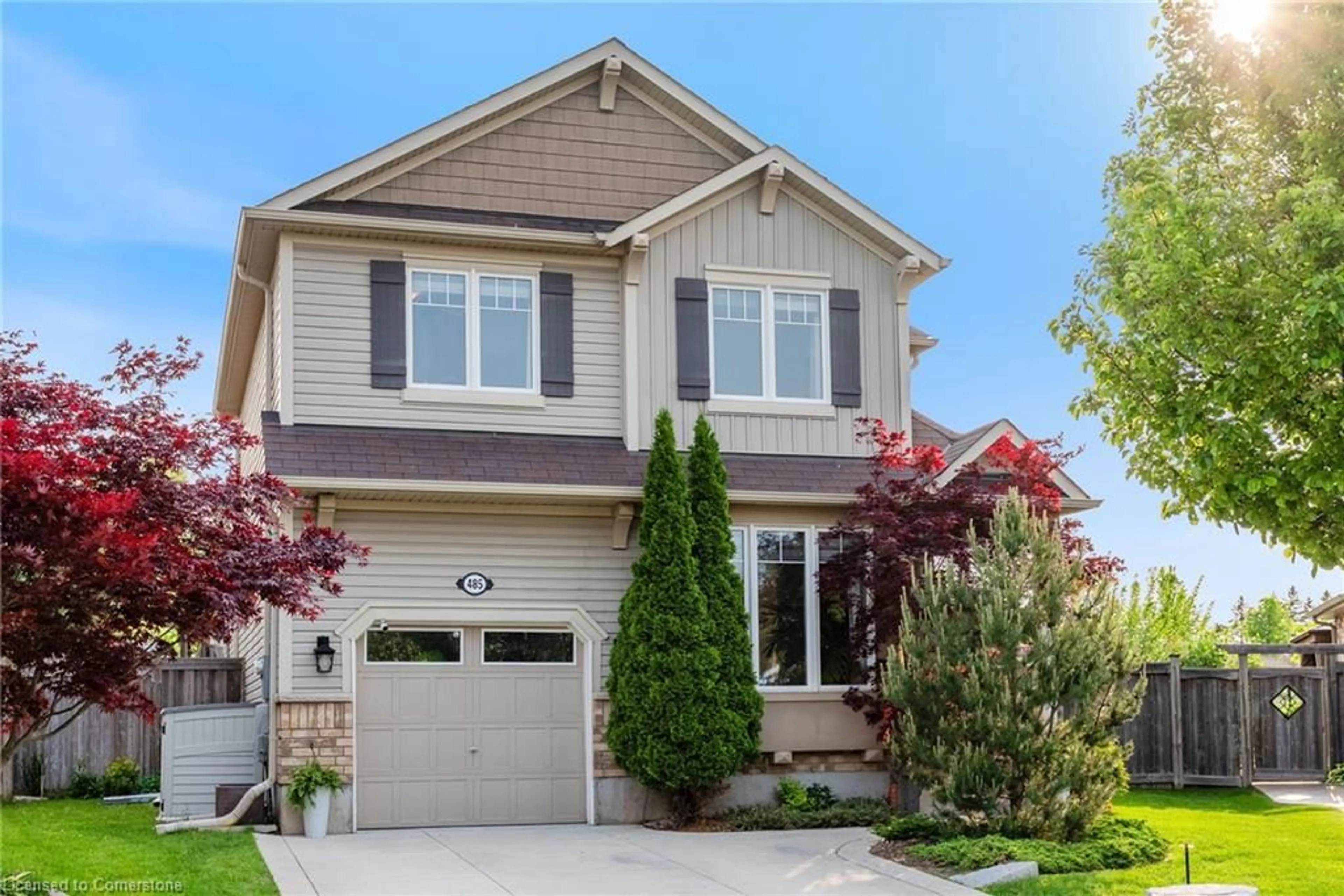 Home with vinyl exterior material, street for 485 Mcferran Cres, Milton Ontario L9T 8J7
