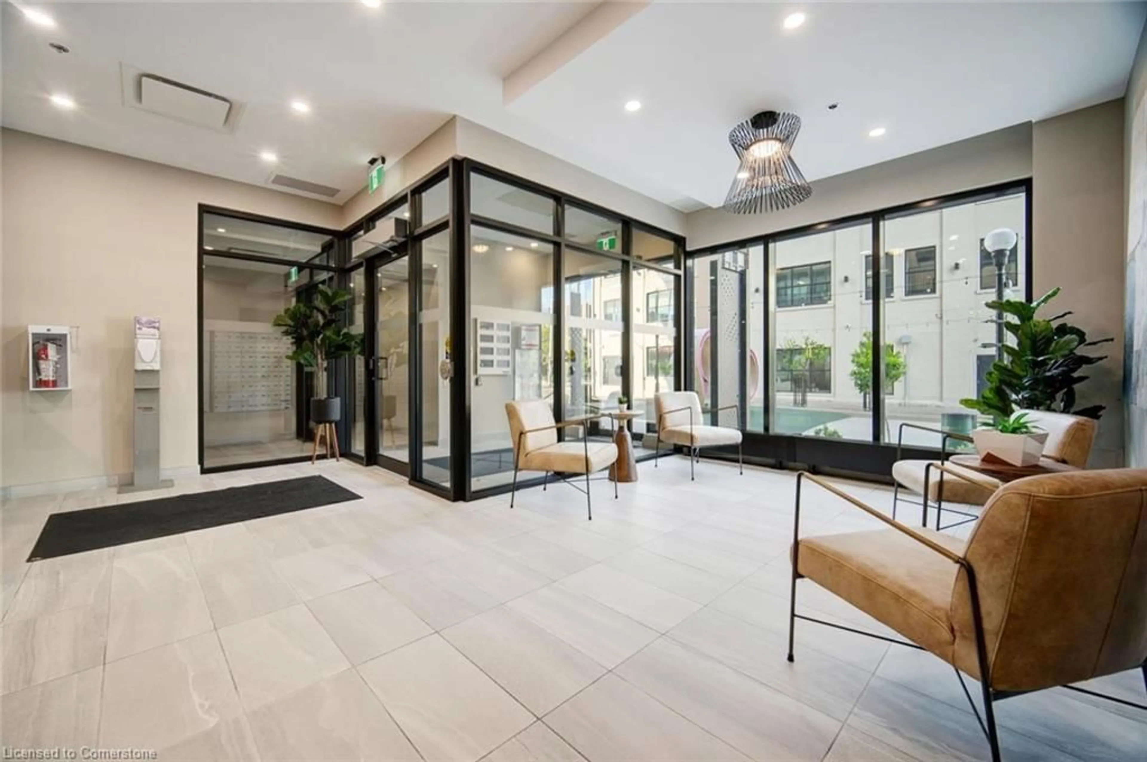 Indoor foyer for 60 Charles St #604, Kitchener Ontario N2G 0C9