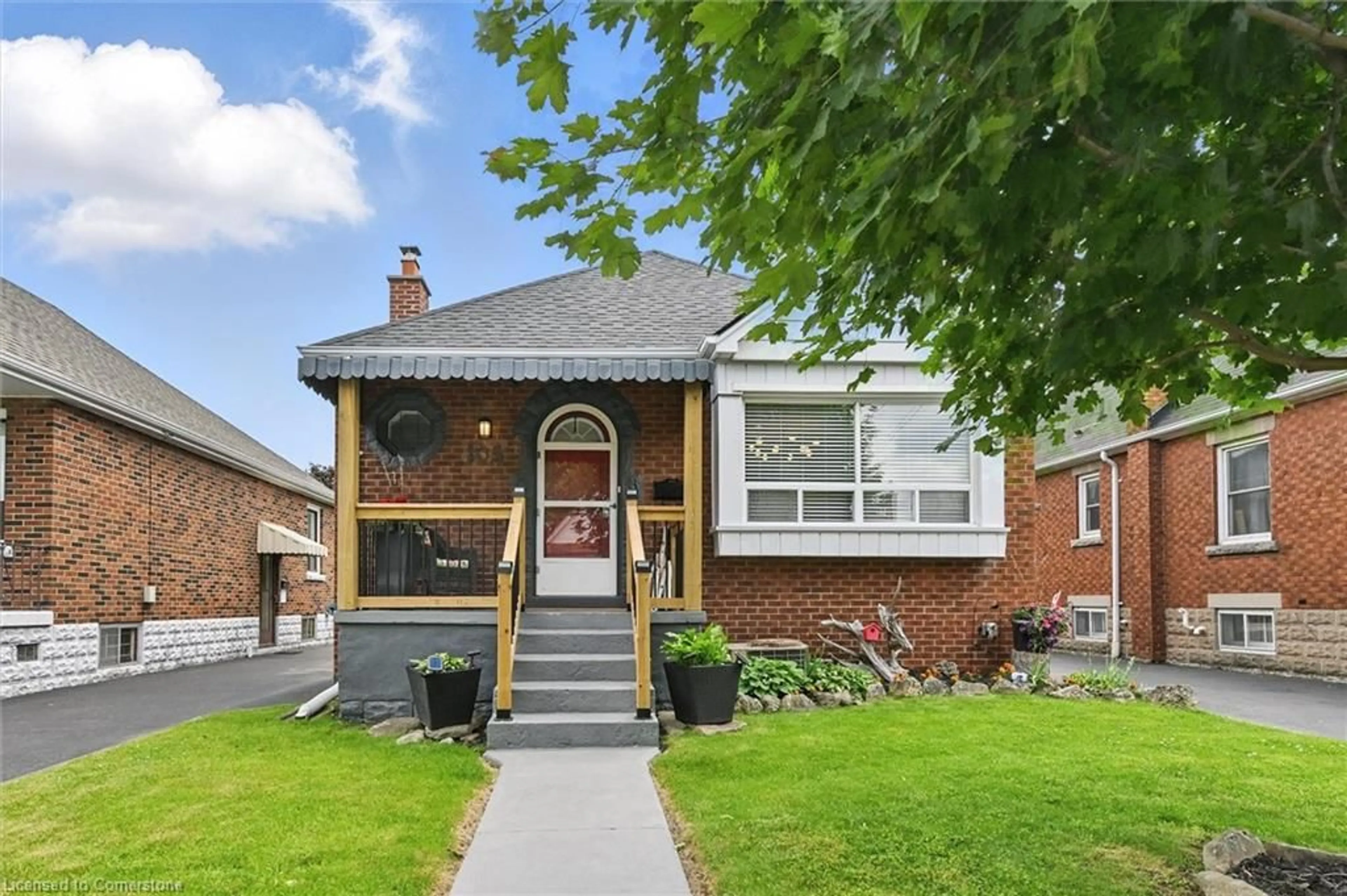 Home with brick exterior material, street for 105 Weir St, Hamilton Ontario L8K 3A8