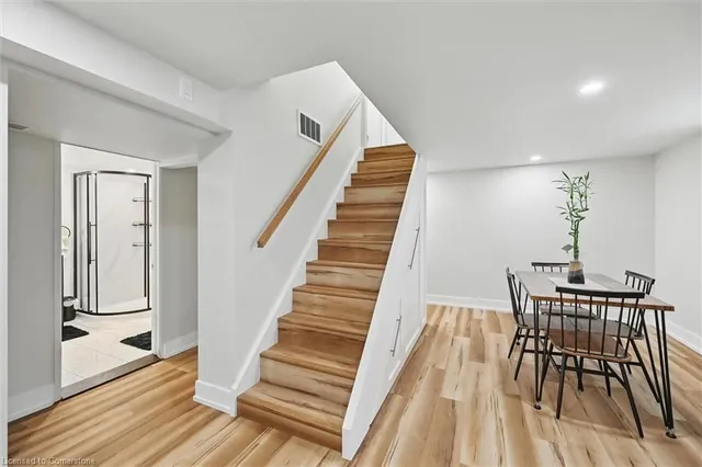 Additional image 18 of 105 Weir St