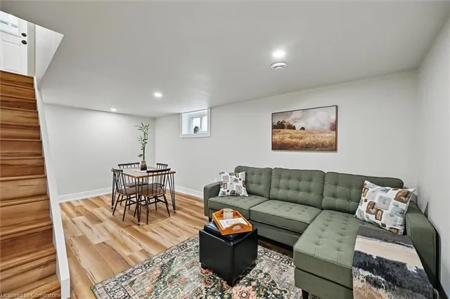 Additional image 19 of 105 Weir St