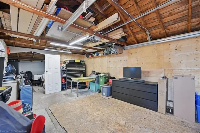 Additional image 37 of 105 Weir St