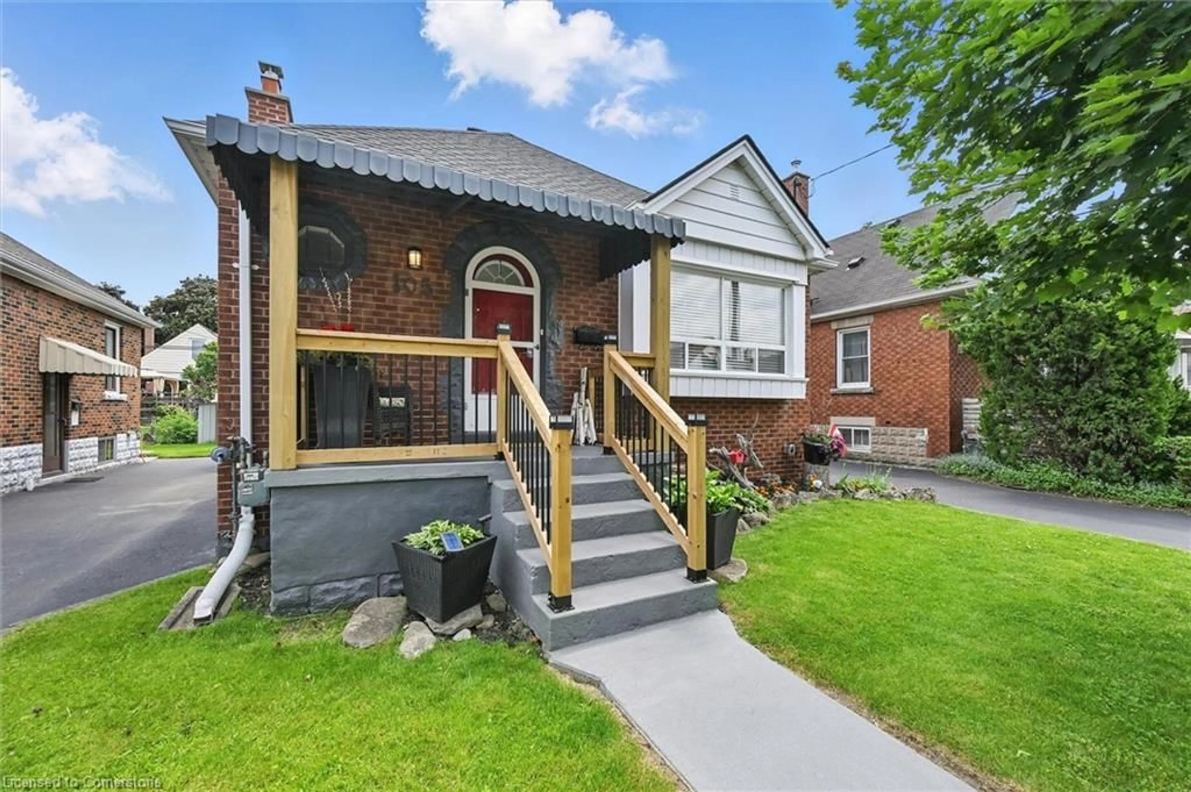 Home with brick exterior material, street for 105 Weir St, Hamilton Ontario L8K 3A8