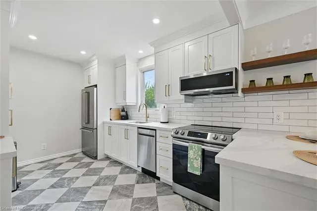 Additional image 8 of 105 Weir St