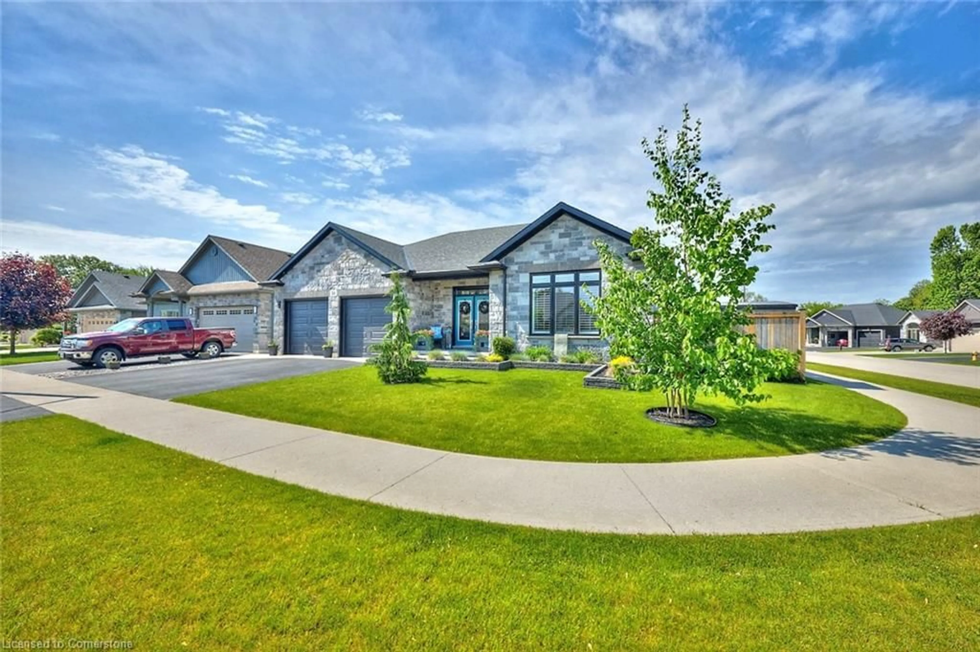 Home with brick exterior material, street for 54 Postma Dr, Dunnville Ontario N1A 1B2