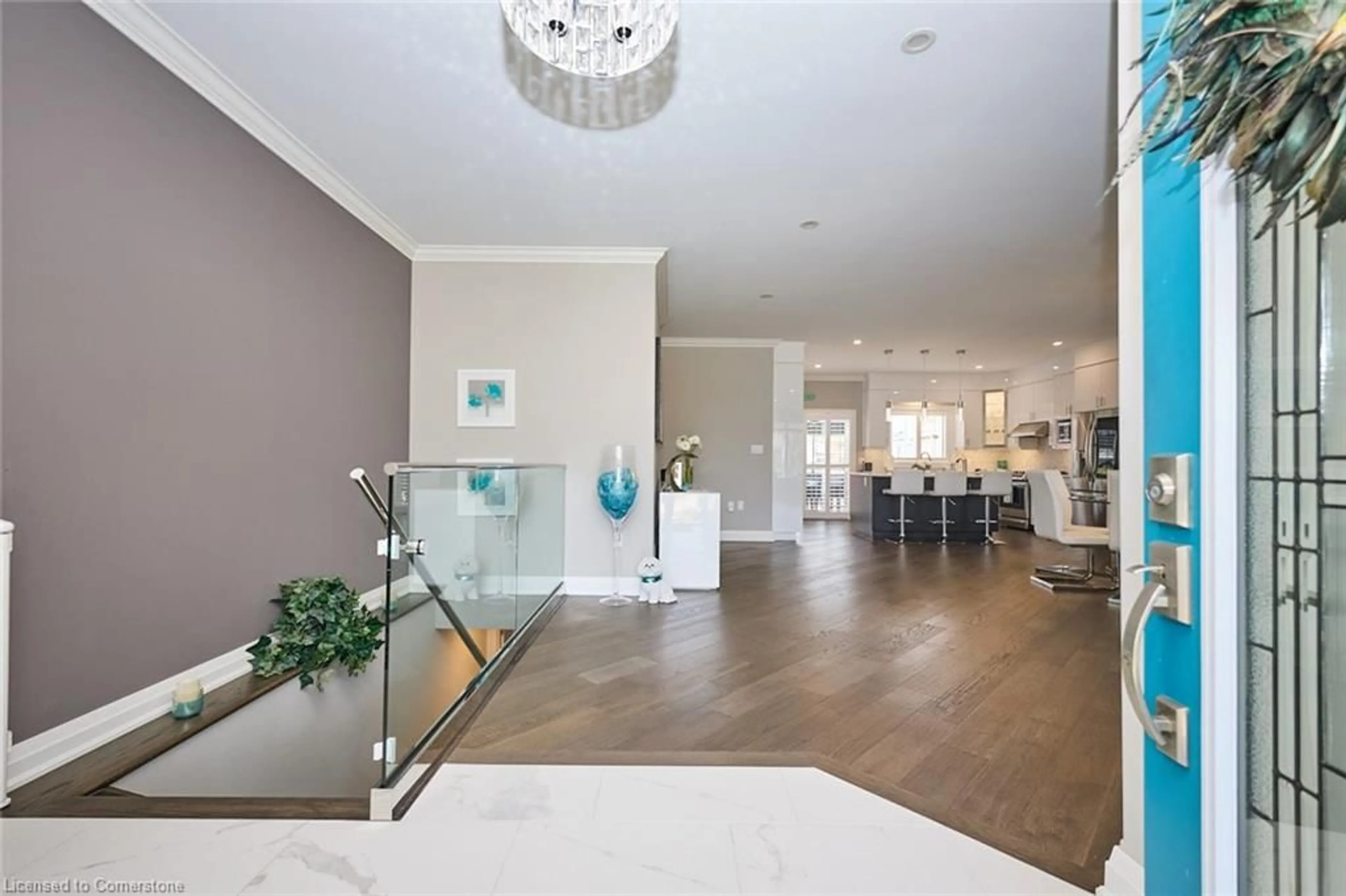 Indoor foyer for 54 Postma Dr, Dunnville Ontario N1A 1B2