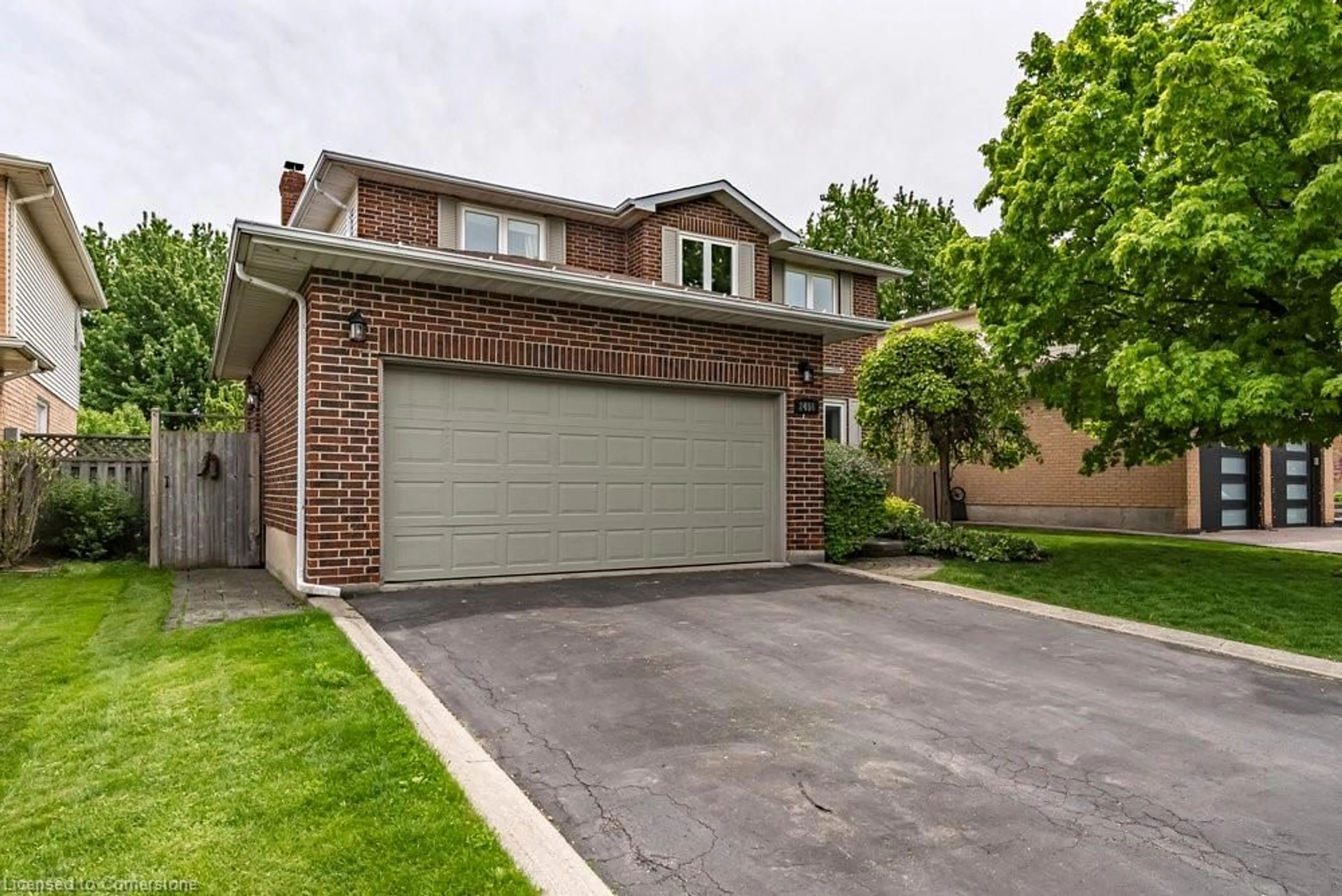 Home with brick exterior material, street for 2456 Overton Dr, Burlington Ontario L7P 4B5