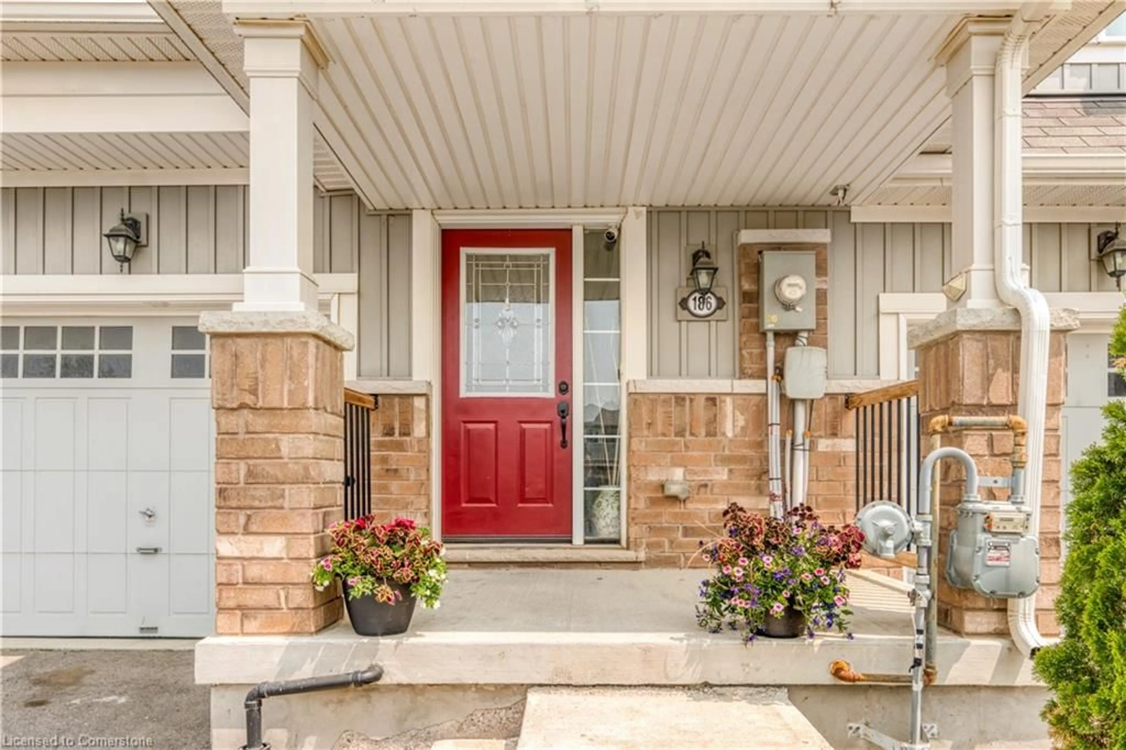 Indoor entryway for 186 Whitwell Way, Binbrook Ontario L0R 1C0