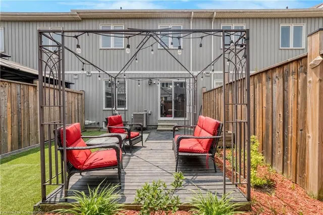 Primary image of 186 Whitwell Way