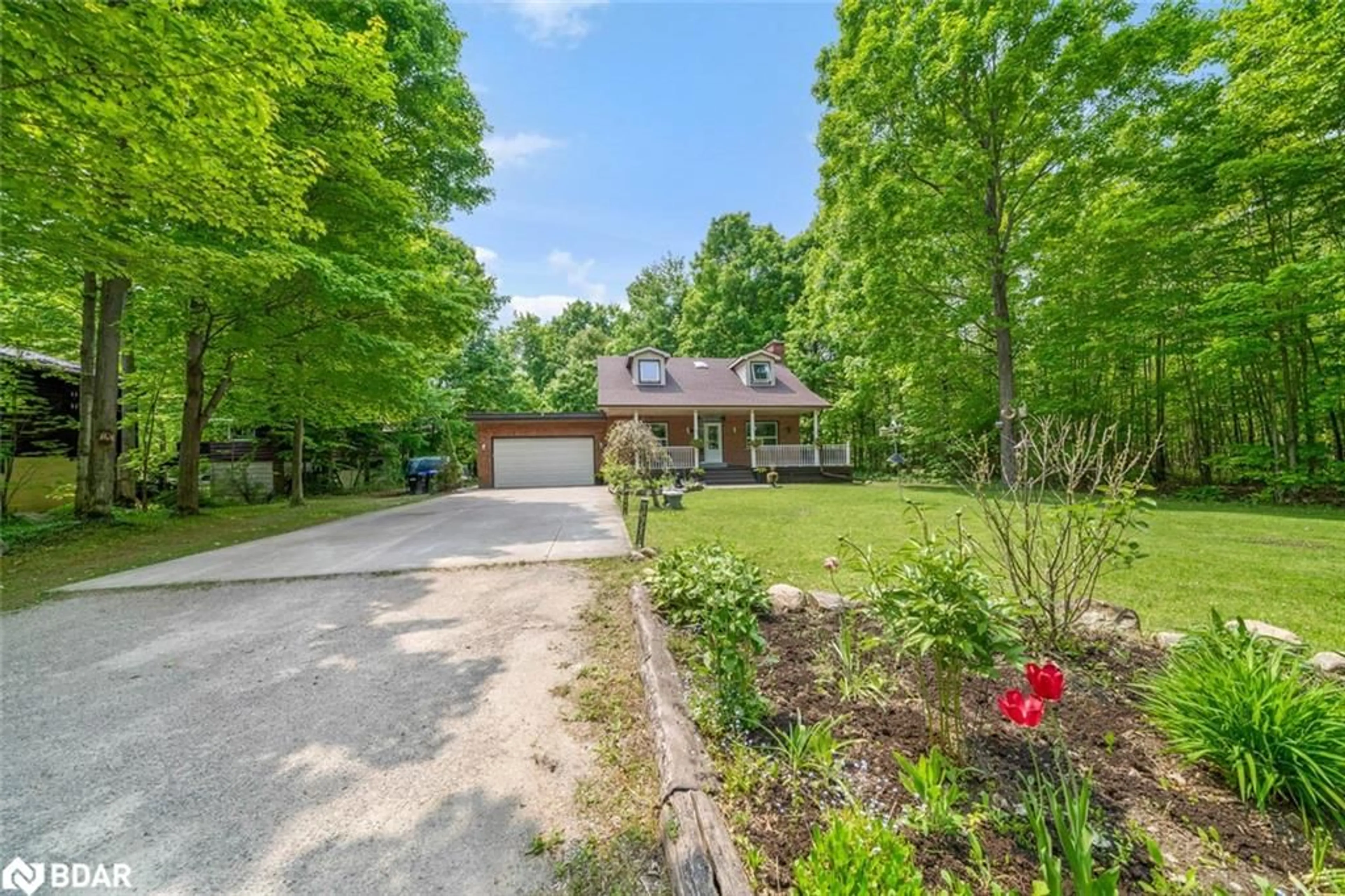 A pic from outside/outdoor area/front of a property/back of a property/a pic from drone, street for 57 Macedonia Cir, Tiny Ontario L9M 0H9