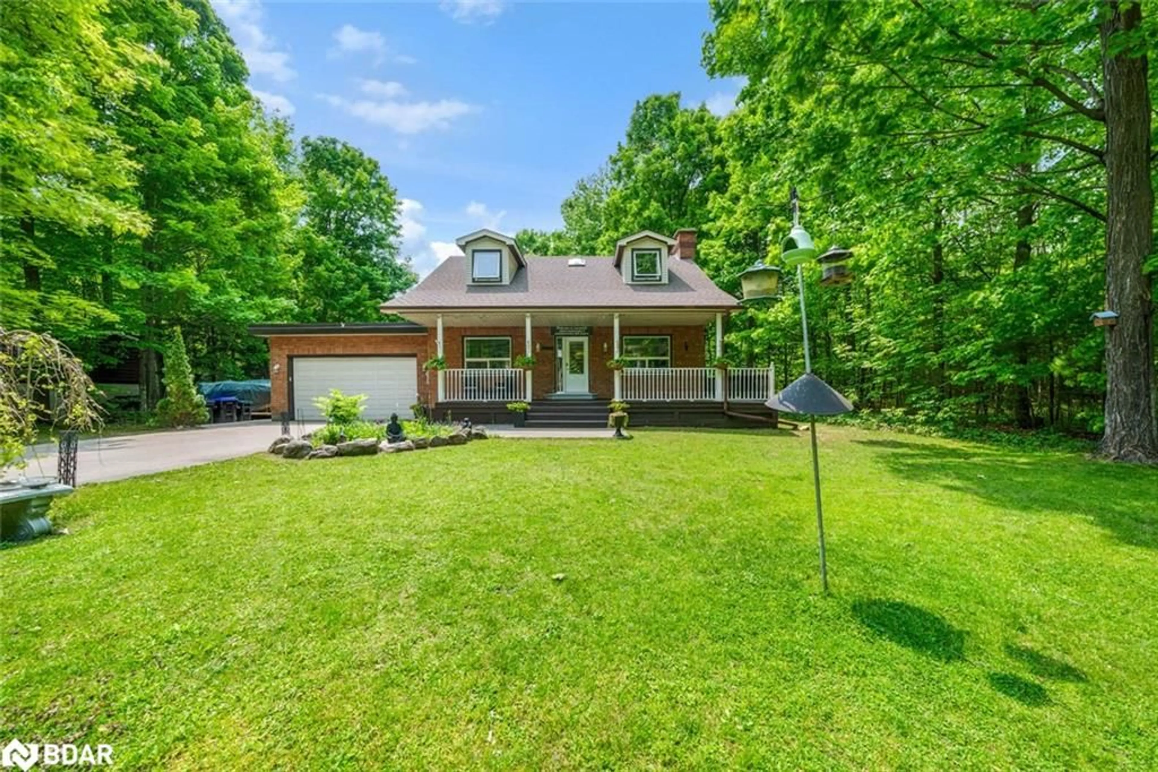 A pic from outside/outdoor area/front of a property/back of a property/a pic from drone, street for 57 Macedonia Cir, Tiny Ontario L9M 0H9