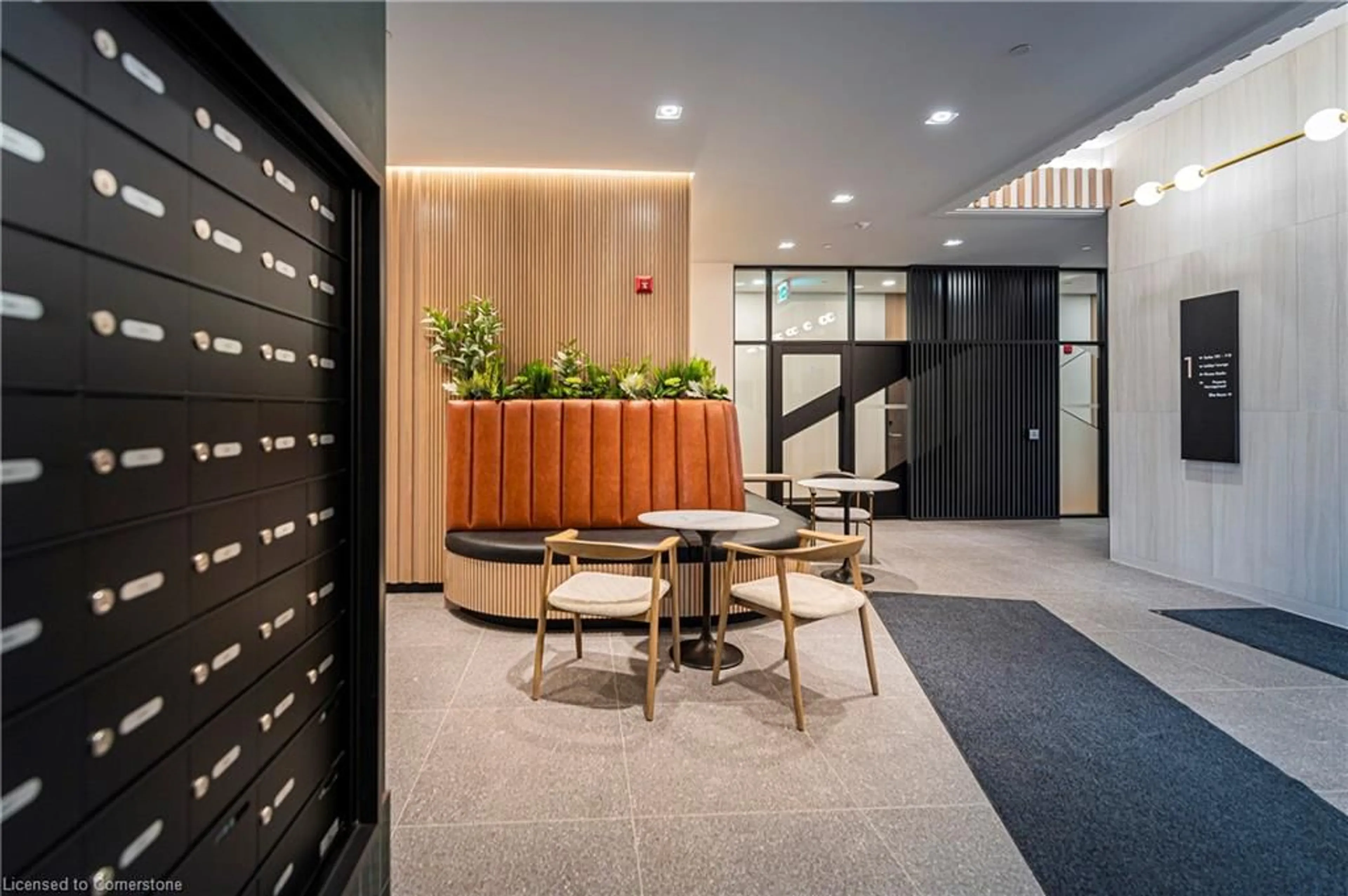 Indoor foyer for 101 Golden Eagle Rd #316, Waterloo Ontario N2V 0H4