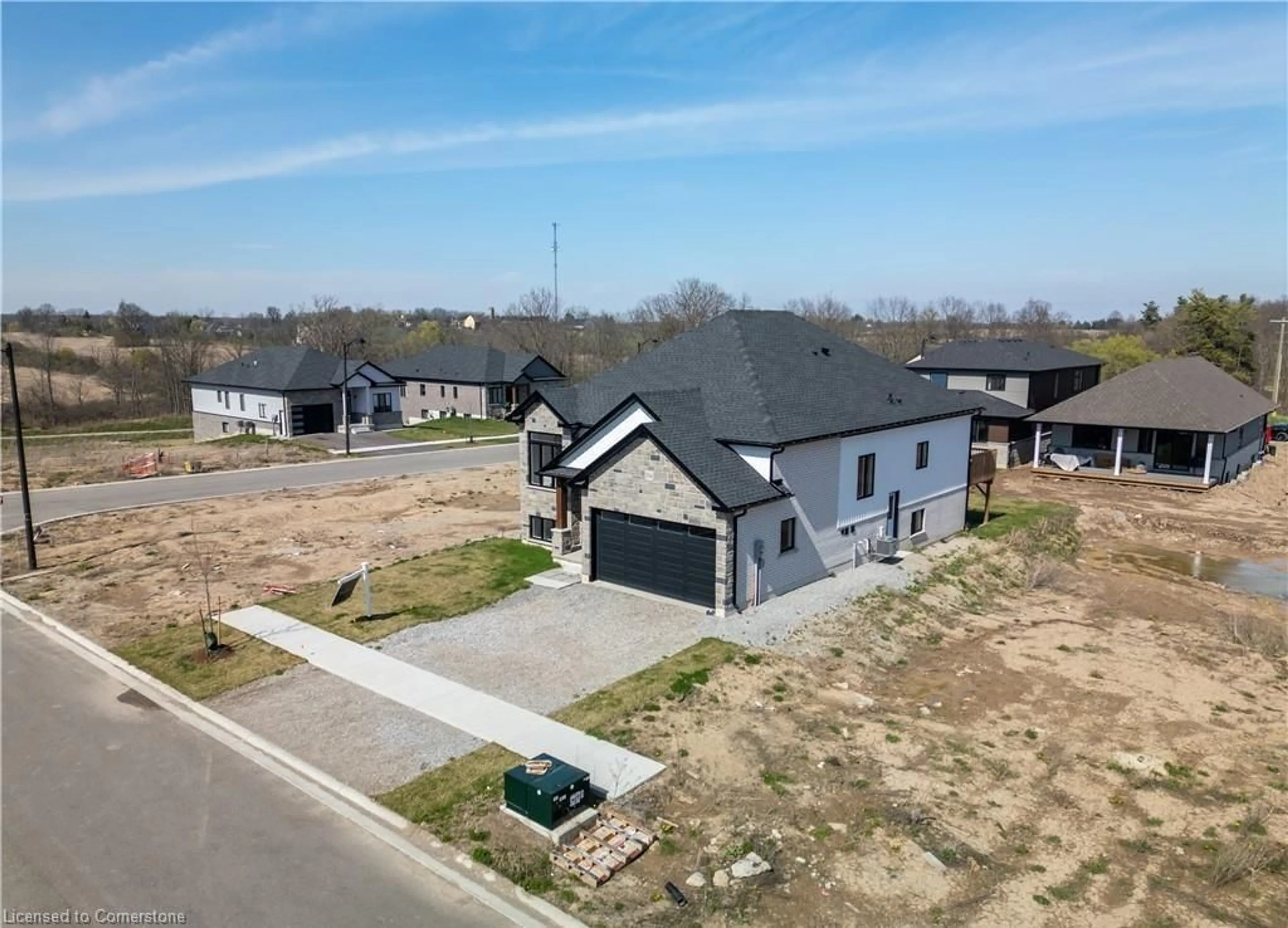 A pic from outside/outdoor area/front of a property/back of a property/a pic from drone, street for 174 Pike Creek Dr, Cayuga Ontario N0A 1E0