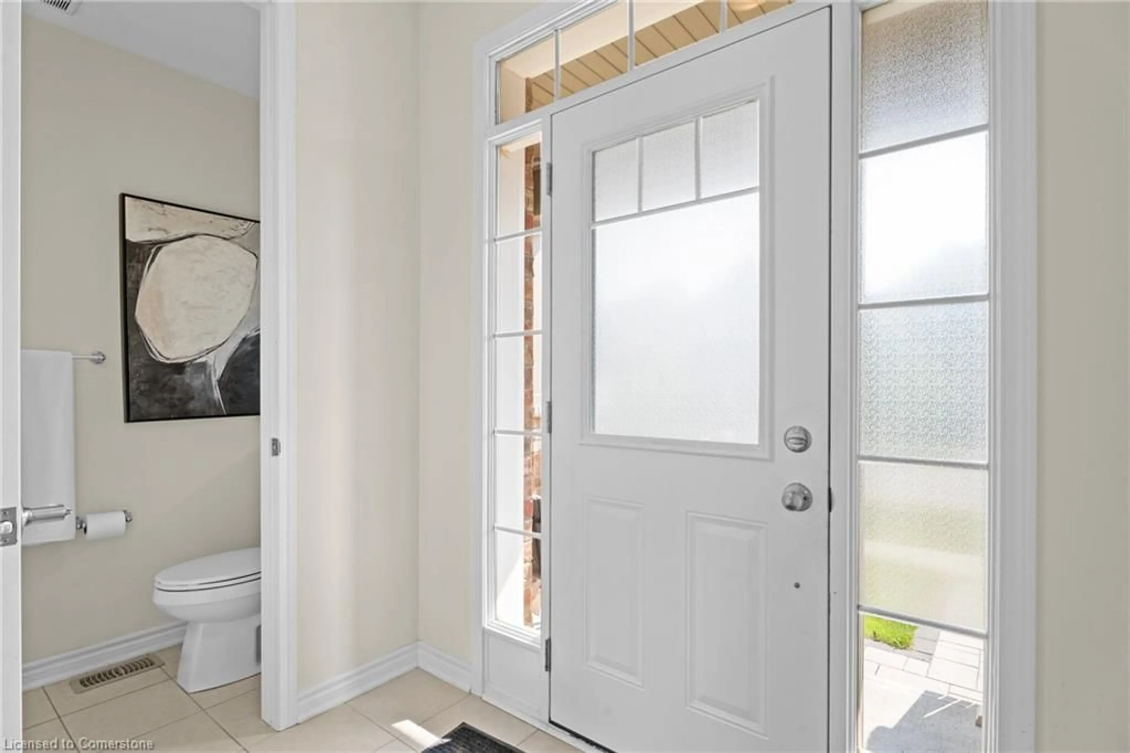 Indoor entryway for 56 Pickett Pl, Cambridge Ontario N3E 0B4