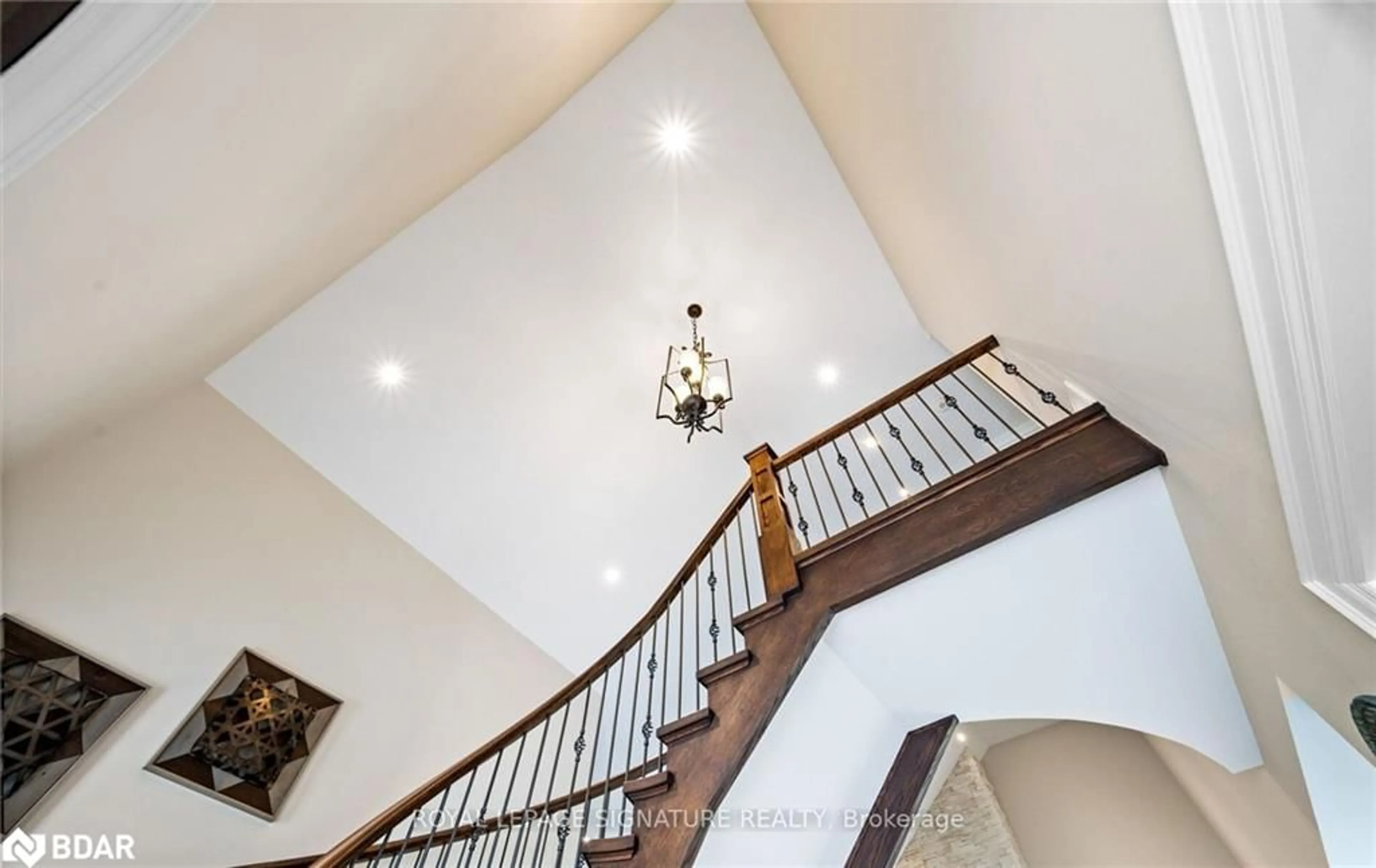 Stairs for 143 Turner Court Crt, Erin Ontario N0B 1H0