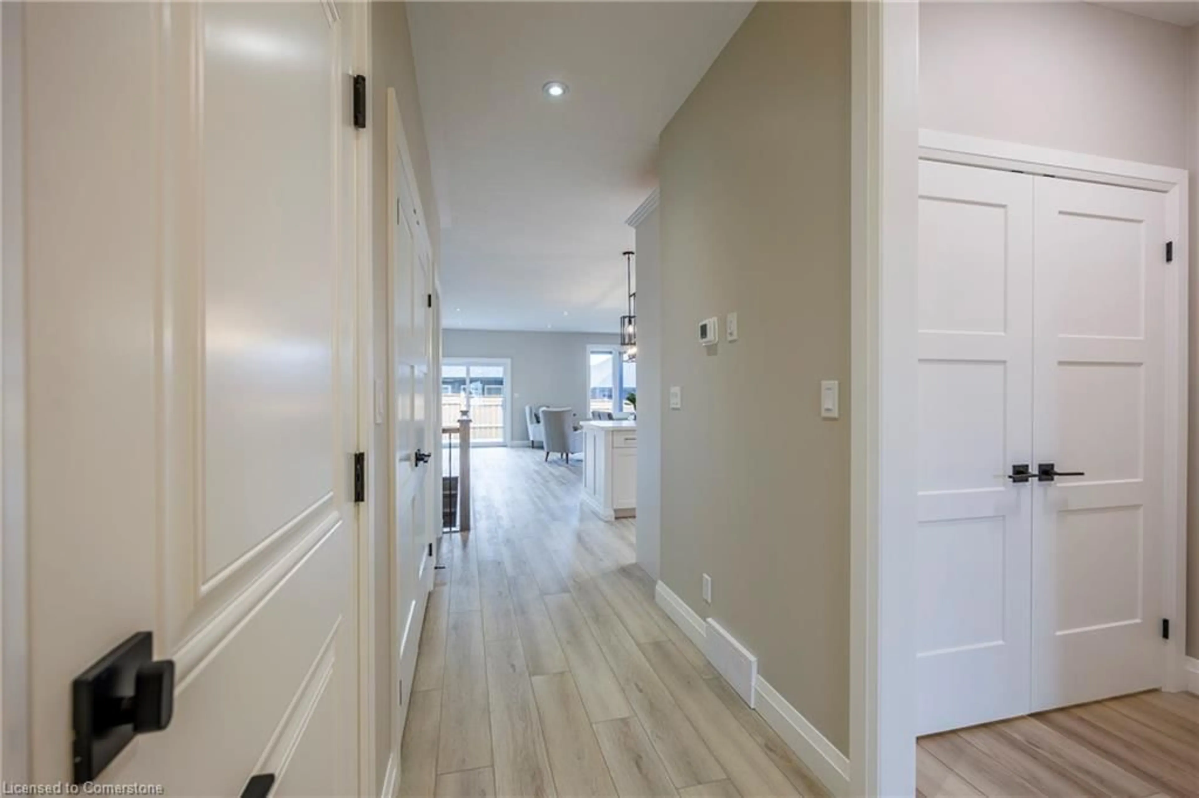 Indoor entryway for 51 Rogers St, Jarvis Ontario N0A 1J0
