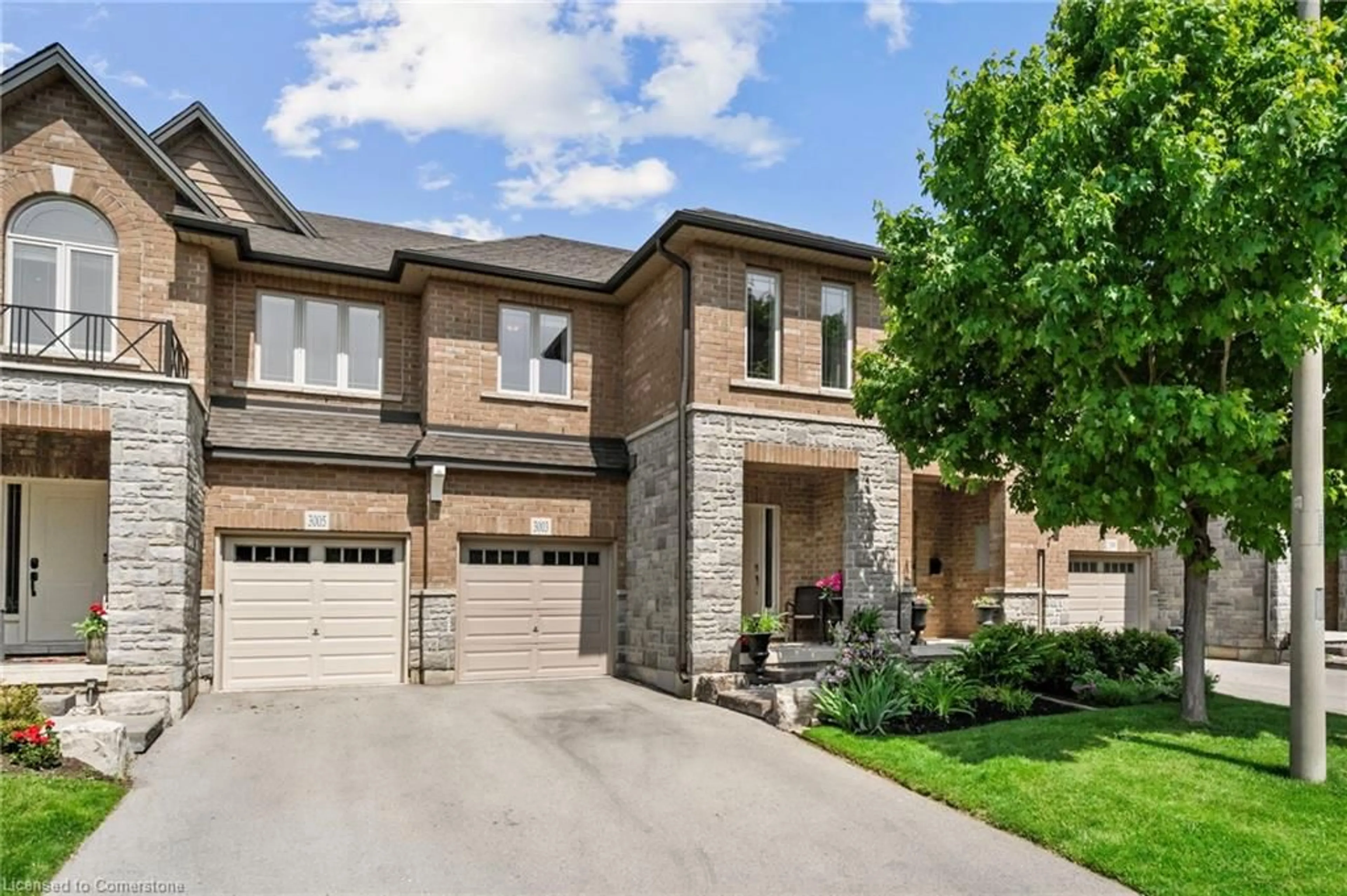 Home with brick exterior material, street for 3003 Glover Lane #22, Burlington Ontario L7M 0W2