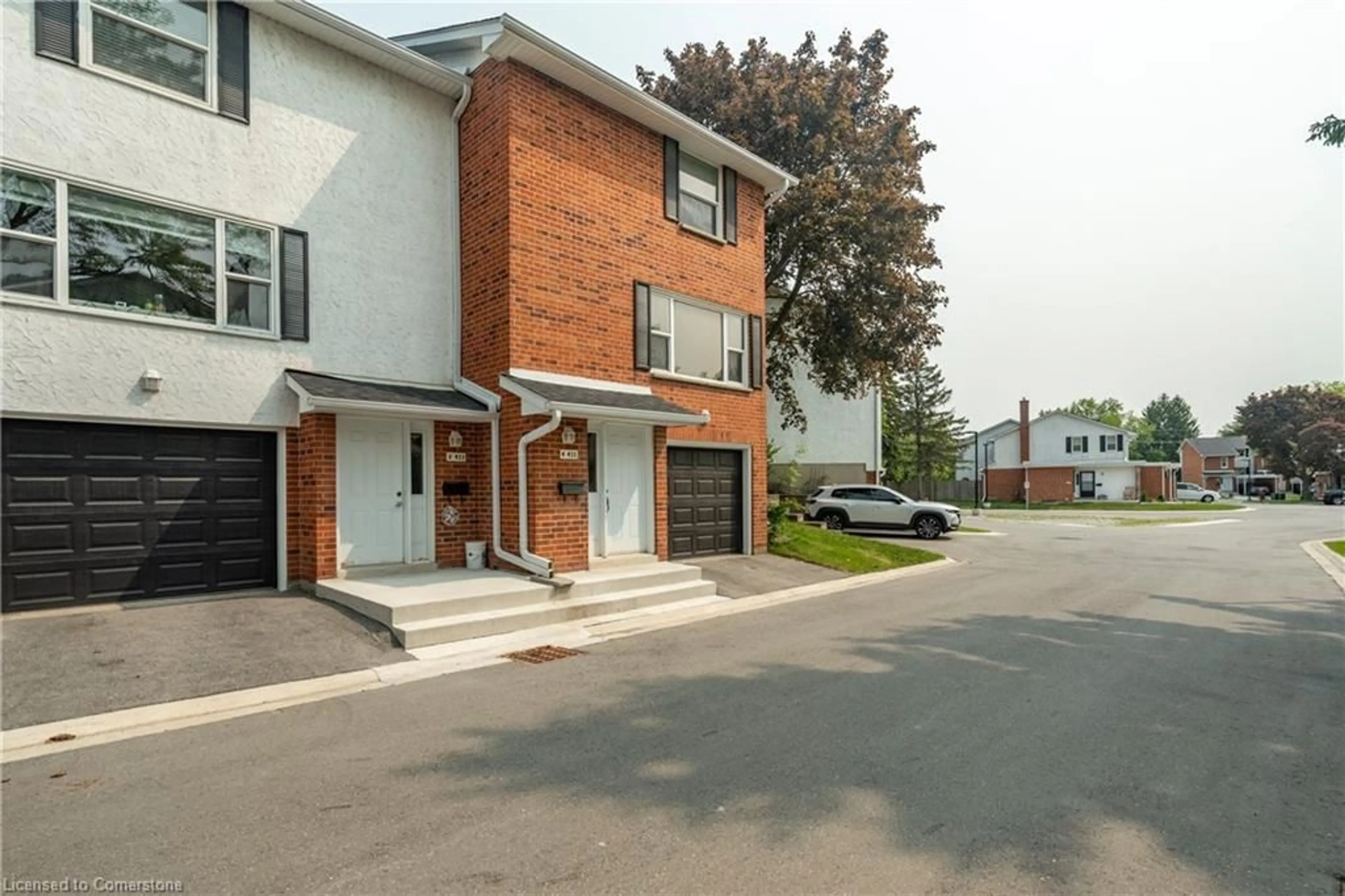Unknown for 411 Keats Way #4, Waterloo Ontario N2L 5S7