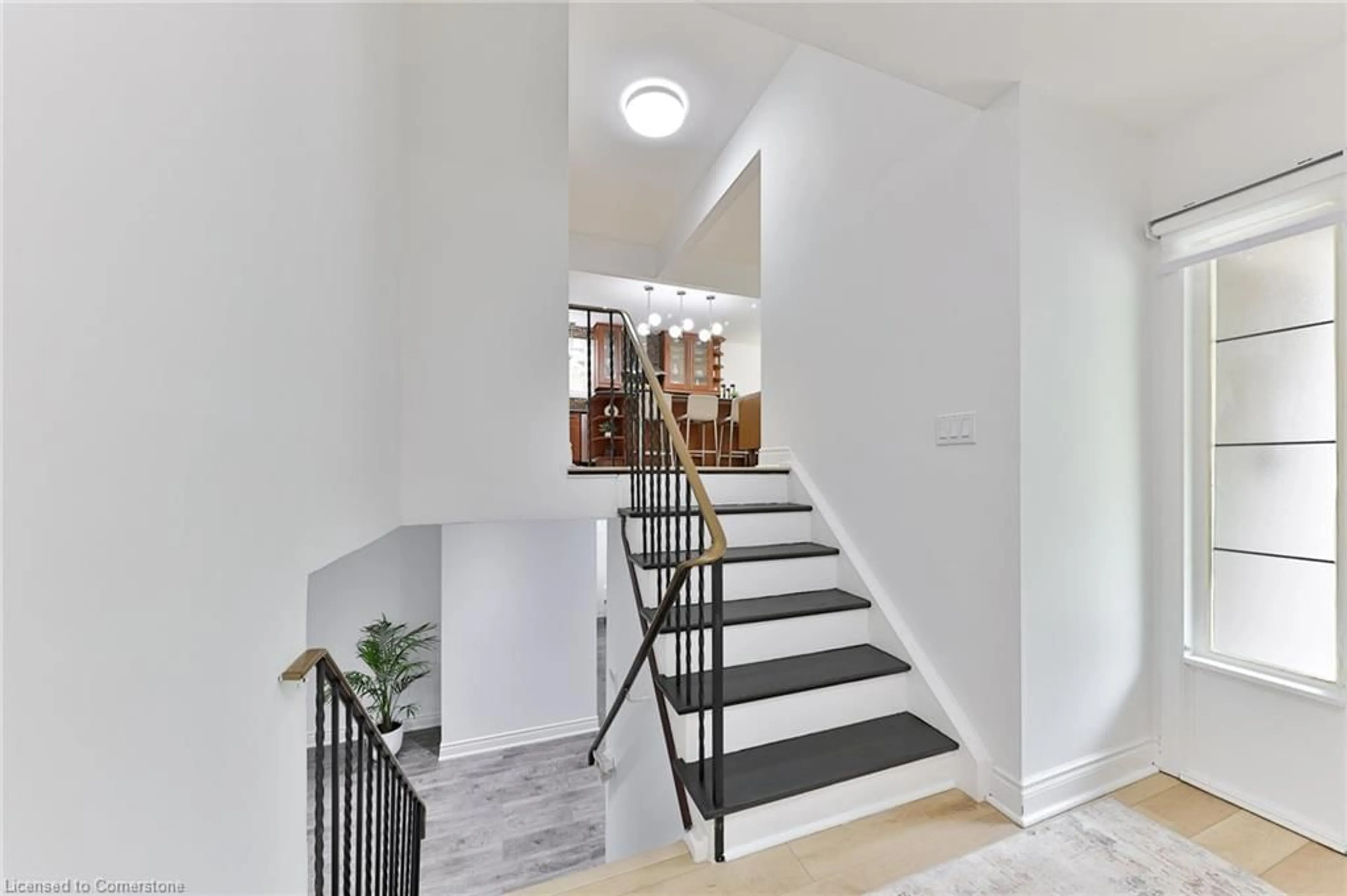Stairs for 495 Brookmill Rd, Halton Ontario L6J 5K6