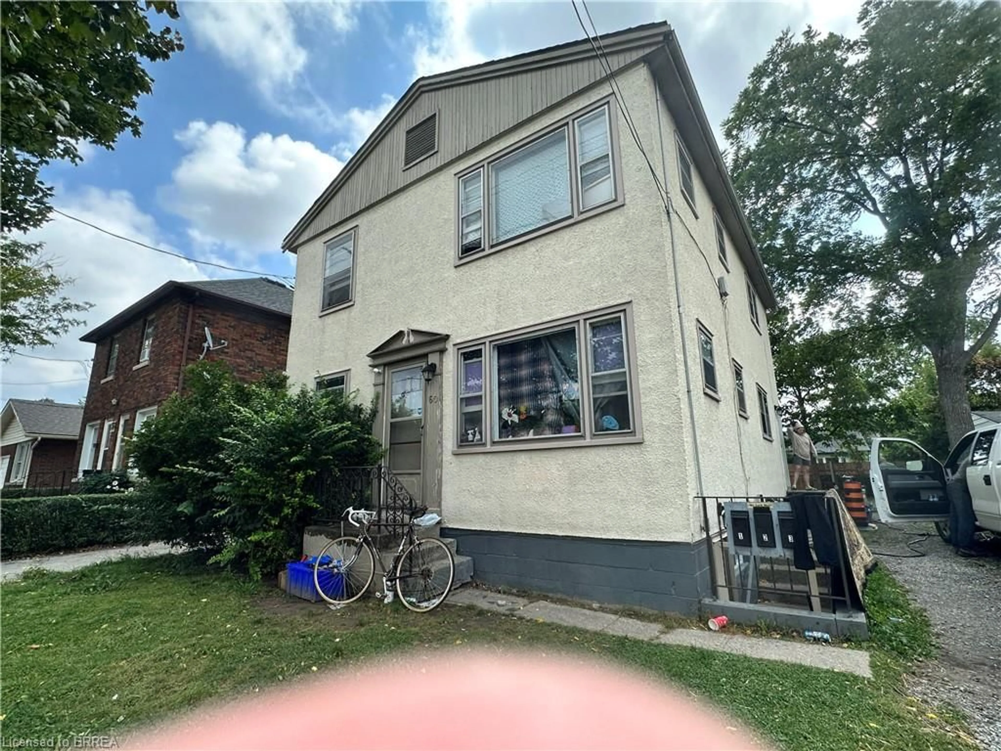 Unknown for 60 Carlton St, St. Catharines Ontario L2R 1P8