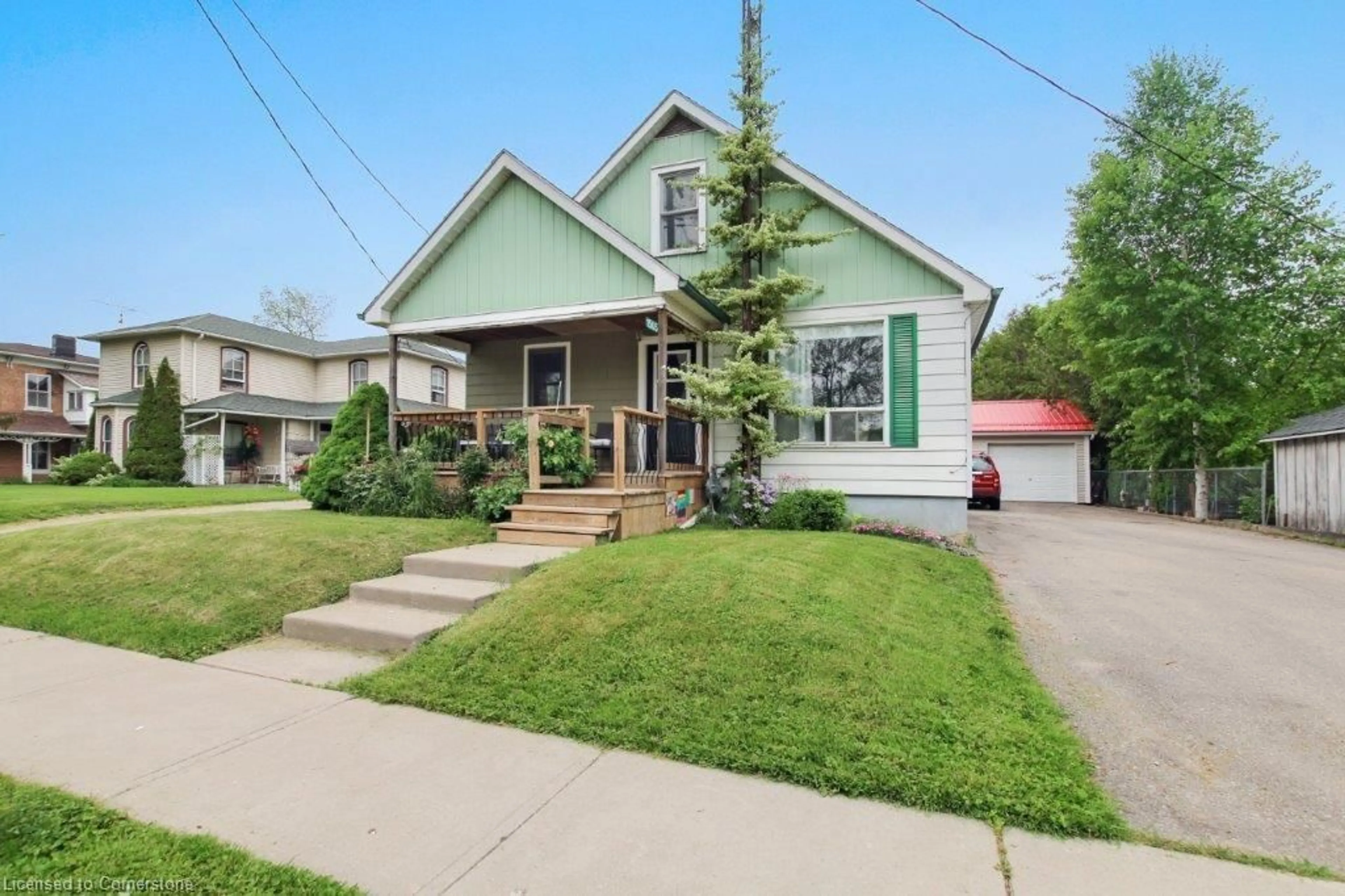 Home with vinyl exterior material, street for 1505 Old Brock Street, Vittoria Ontario N0E 1W0