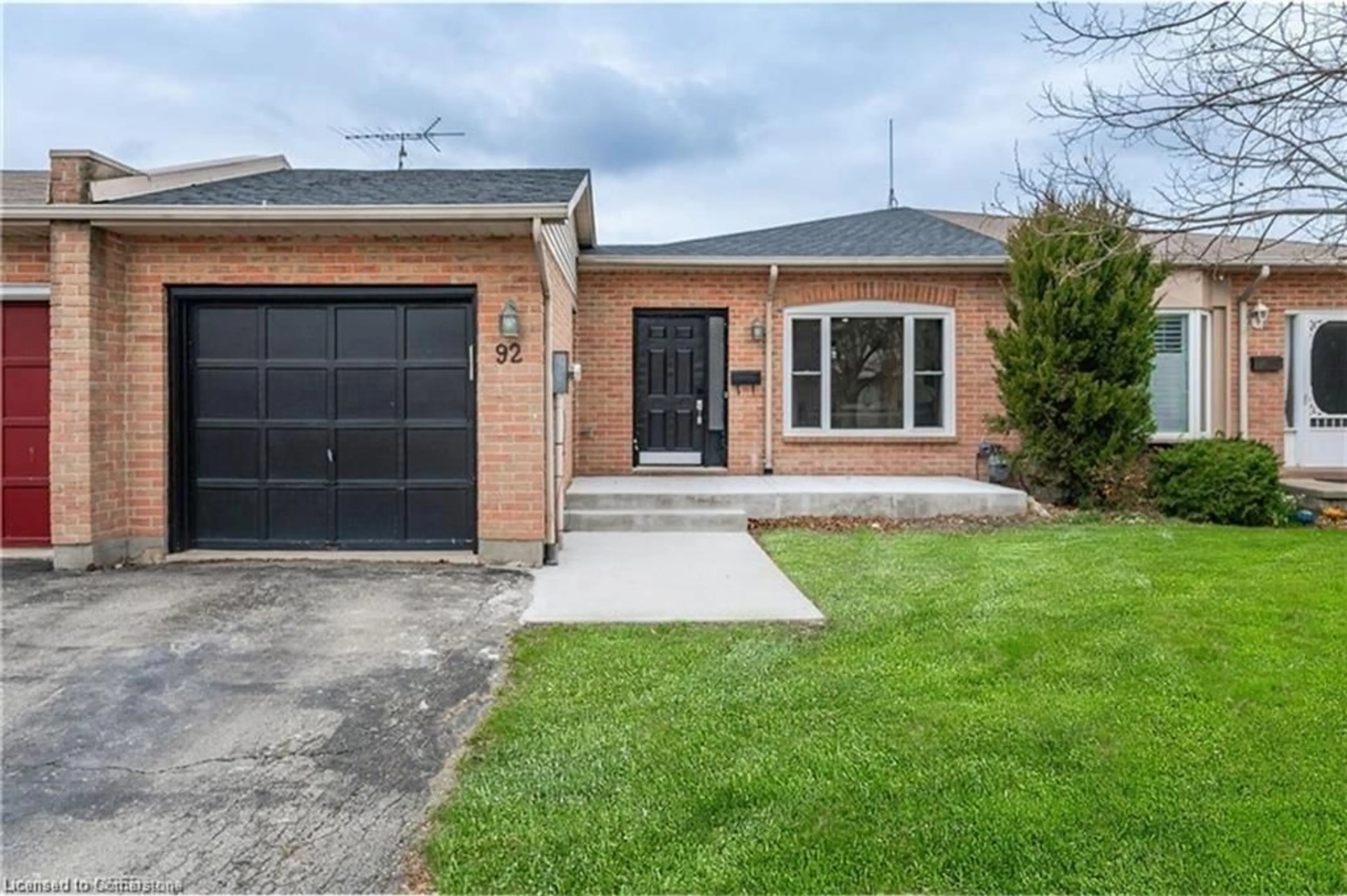 Home with brick exterior material, street for 92 Stoney Brook Cres, St. Catharines Ontario L2S 3R8