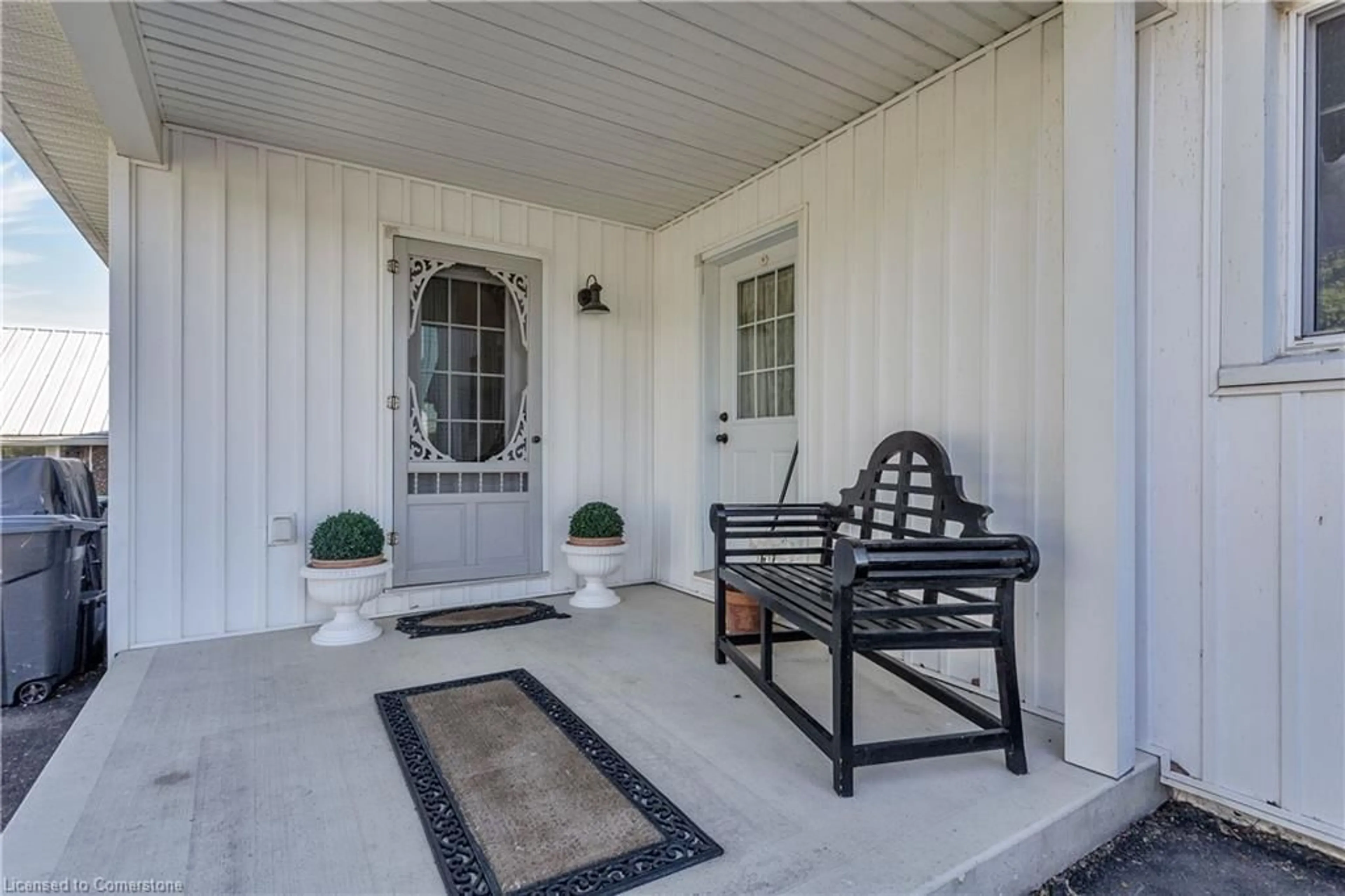 Indoor entryway for 442 1st Concession Rd, Port Rowan Ontario N0E 1M0