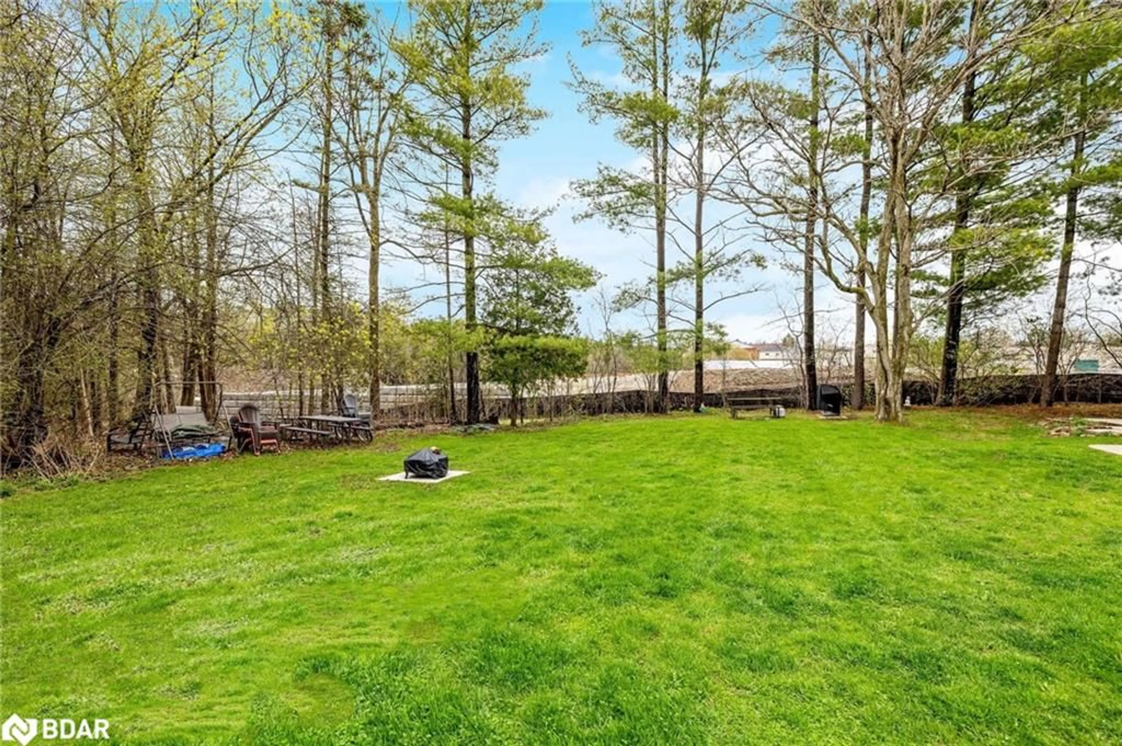 Patio, unknown for 264 Alma St #203, Rockwood Ontario N0B 2K0