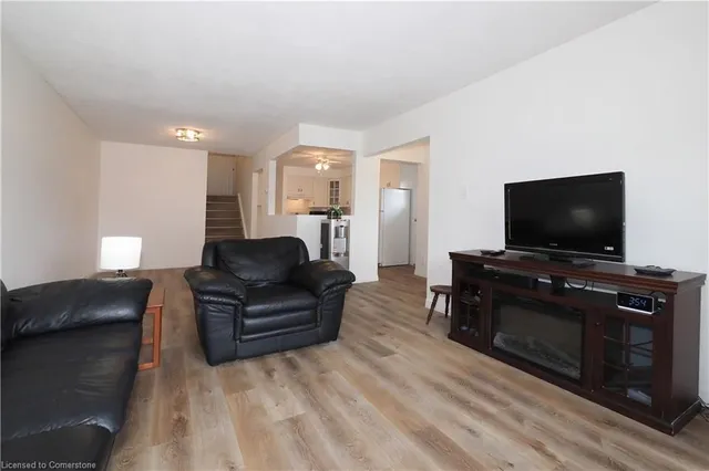 Additional property image - 6 Shadeland Cres