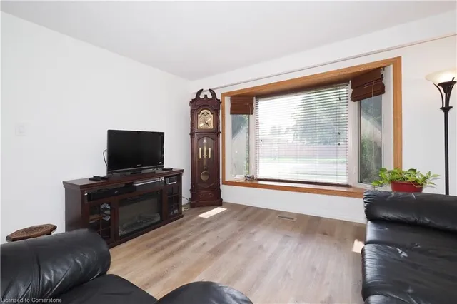 Additional property image - 6 Shadeland Cres