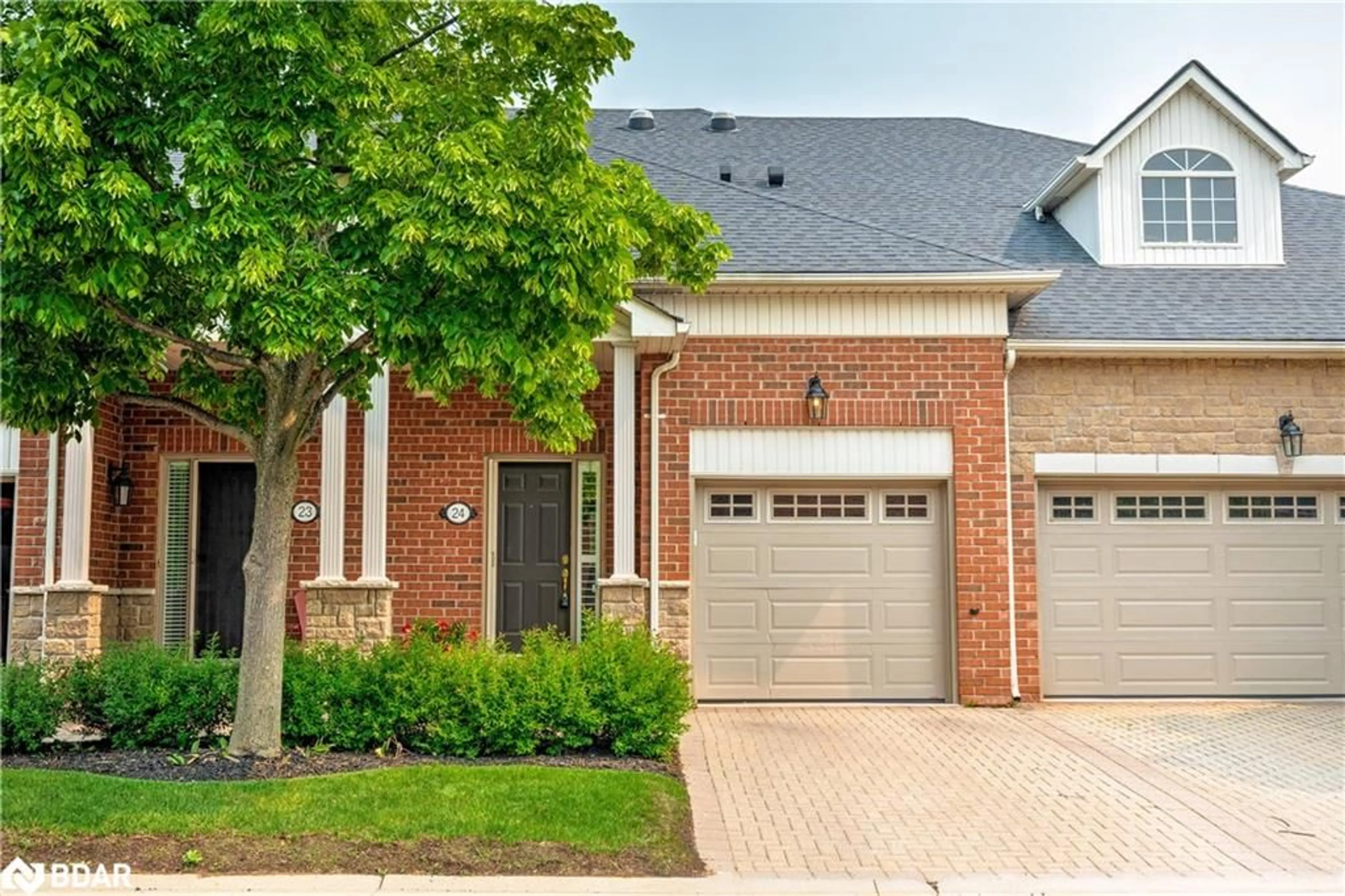 Home with brick exterior material, street for 1169 Dorval Dr #24, Oakville Ontario L6M 4V7