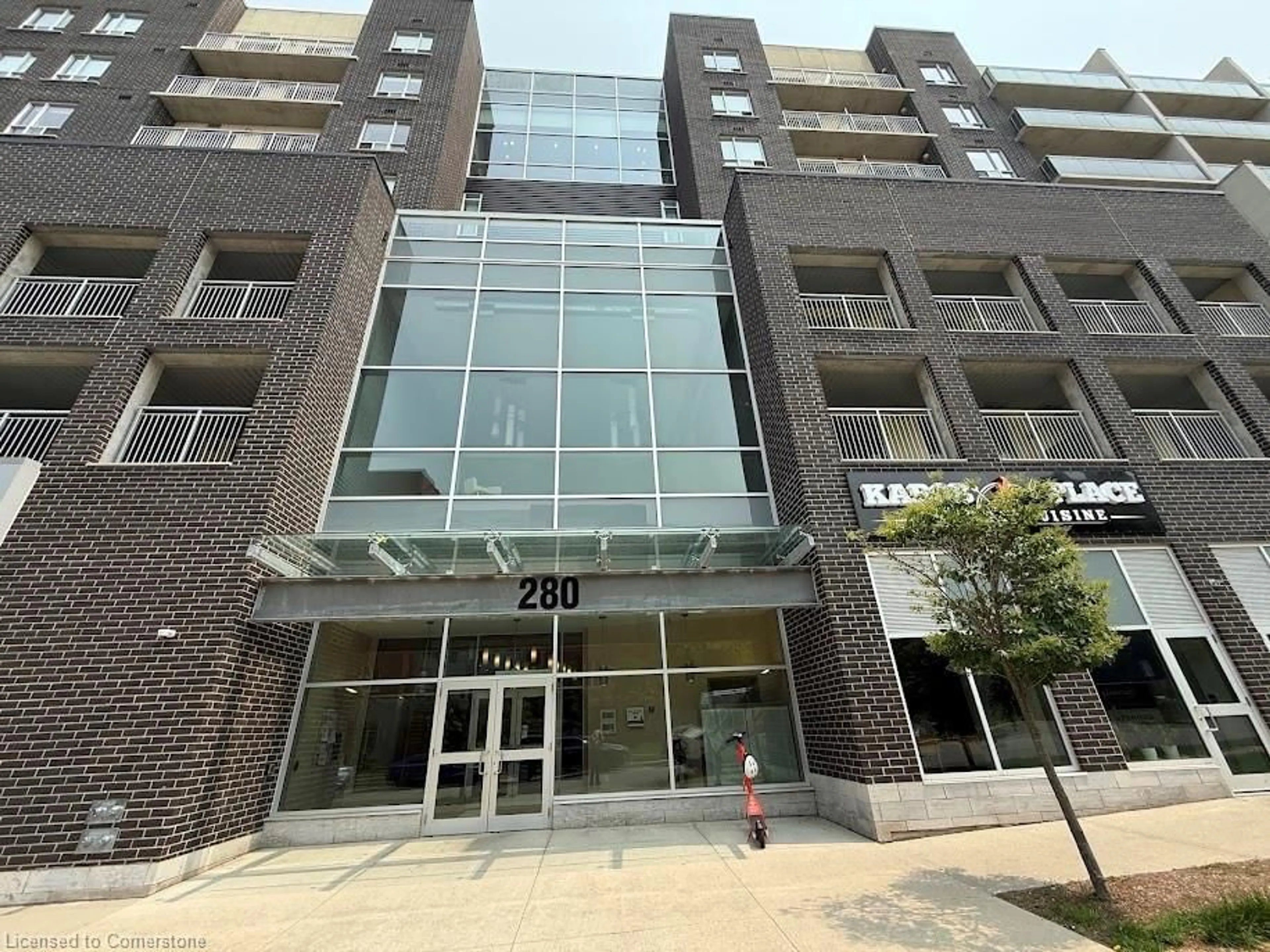 Indoor foyer for 280 Lester St #709, Waterloo Ontario N2L 0G2