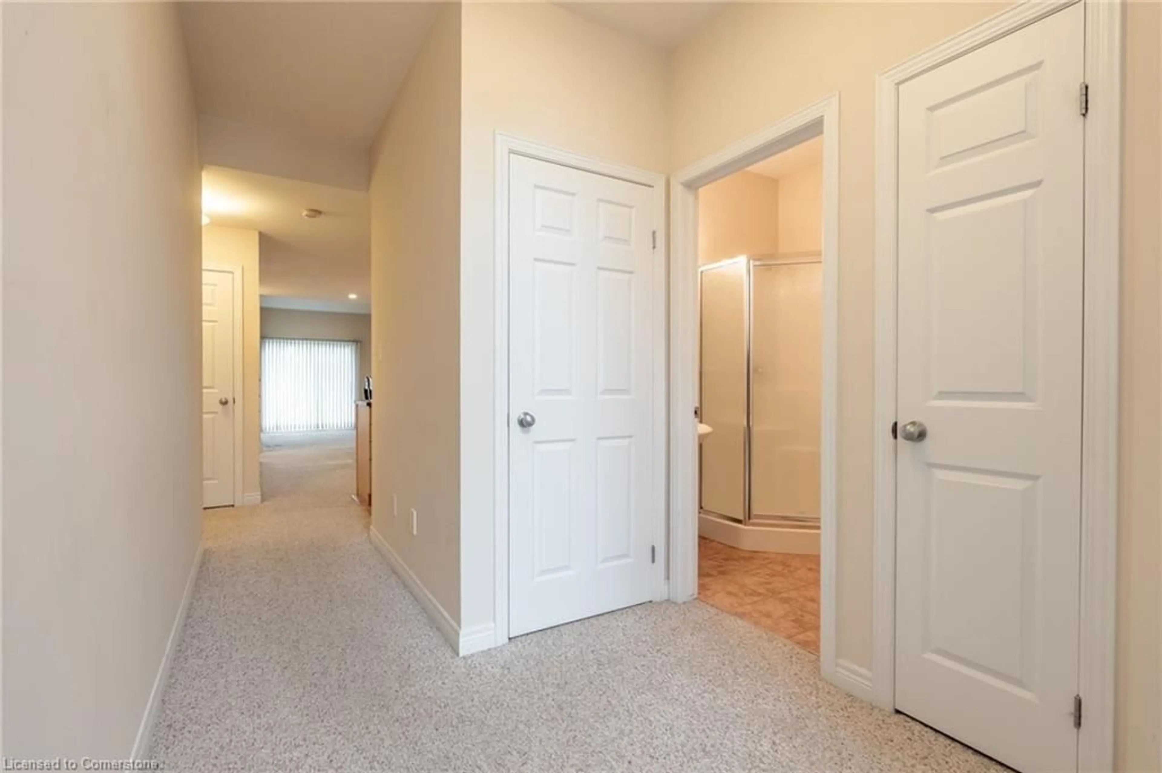 Unknown for 104 Oakhampton Trail, Mount Hope Ontario L9B 0A3