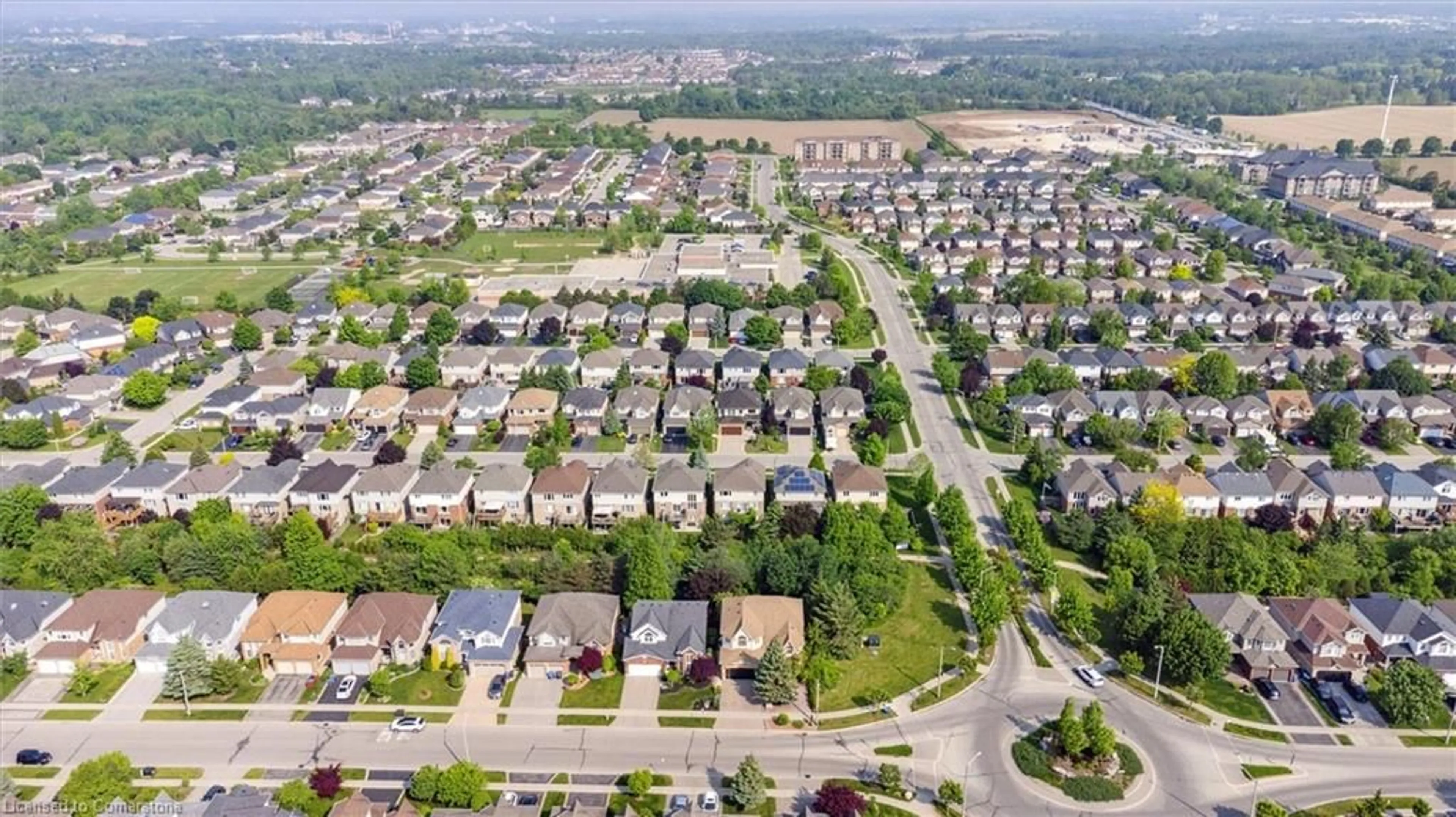 A pic from outside/outdoor area/front of a property/back of a property/a pic from drone, street for 214 Summerfield Dr, Guelph Ontario N1L 1L3