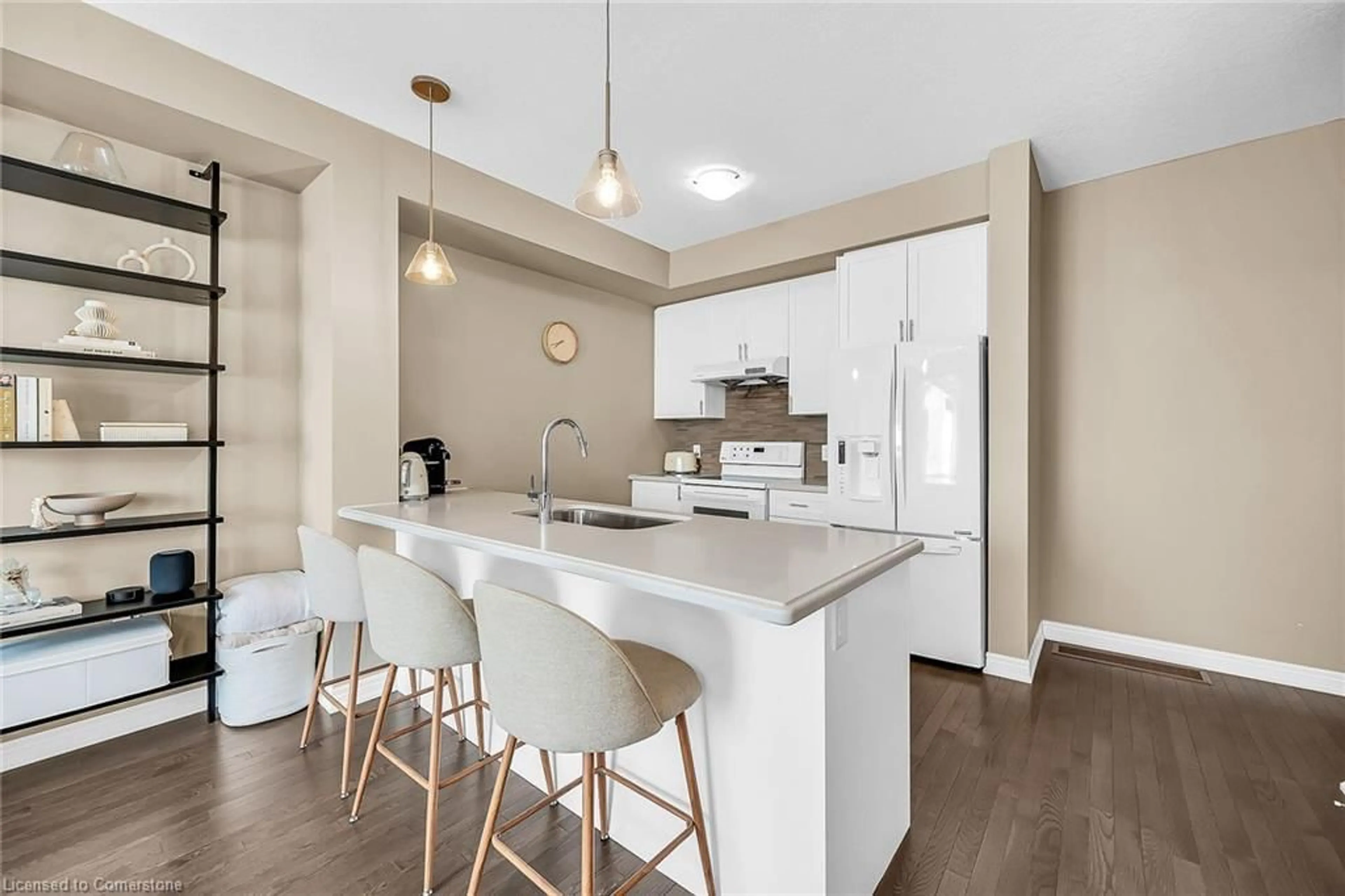 Open concept kitchen, unknown for 397 Alderwood Common, Oakville Ontario L6H 0P9