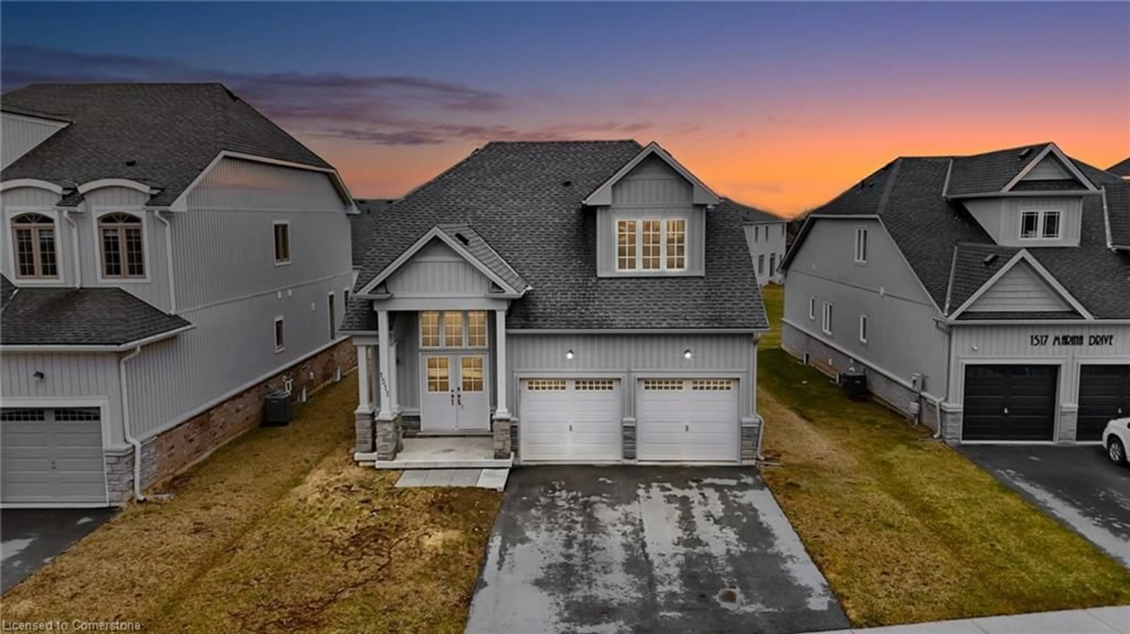 A pic from outside/outdoor area/front of a property/back of a property/a pic from drone, street for 1511 Marina Dr, Fort Erie Ontario L2A 0C7